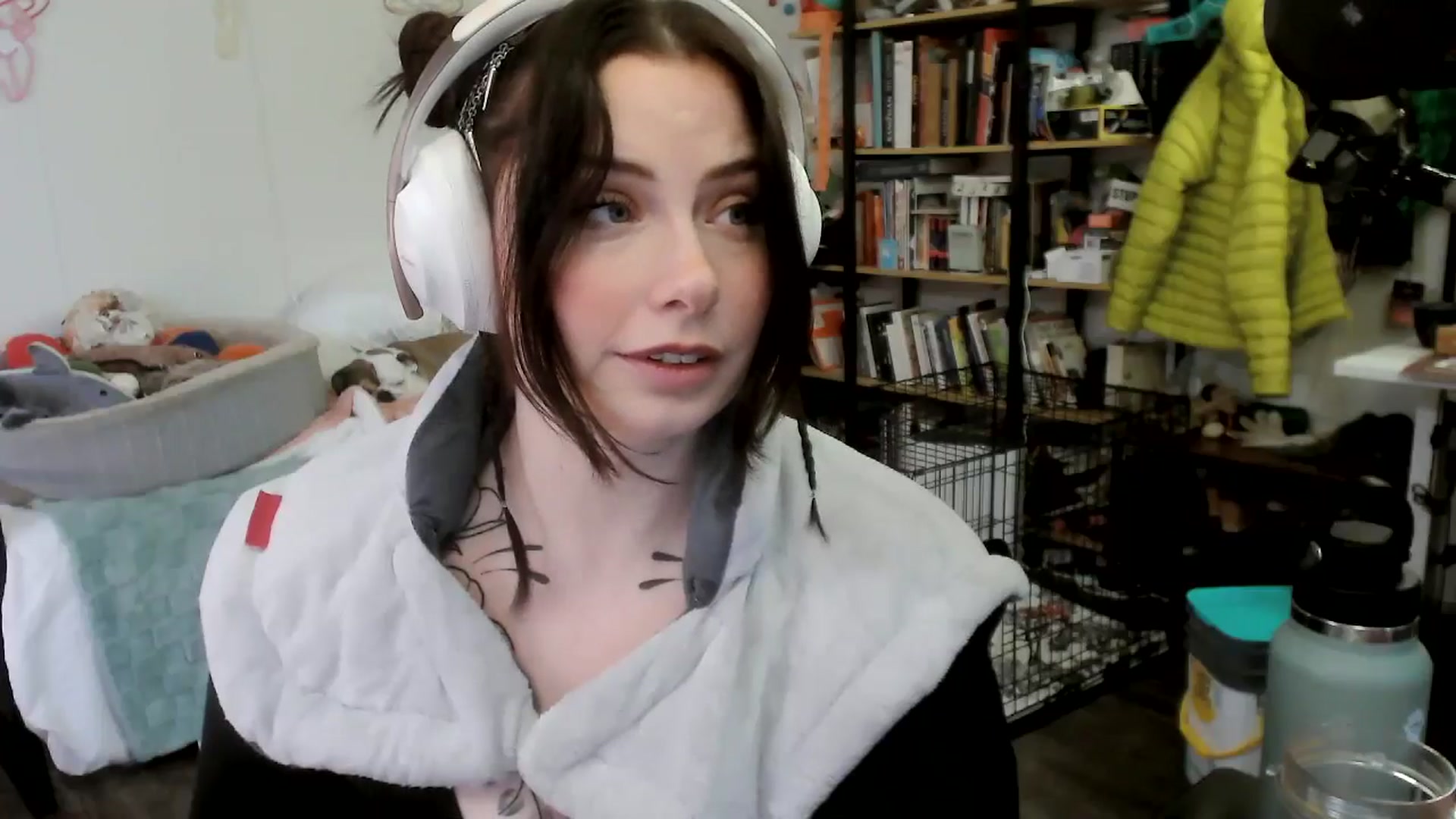 Gallery image thumbnail from ToniTigresse's myfreecams stream on, 05/21/2025, 24:03 image 13 of 20