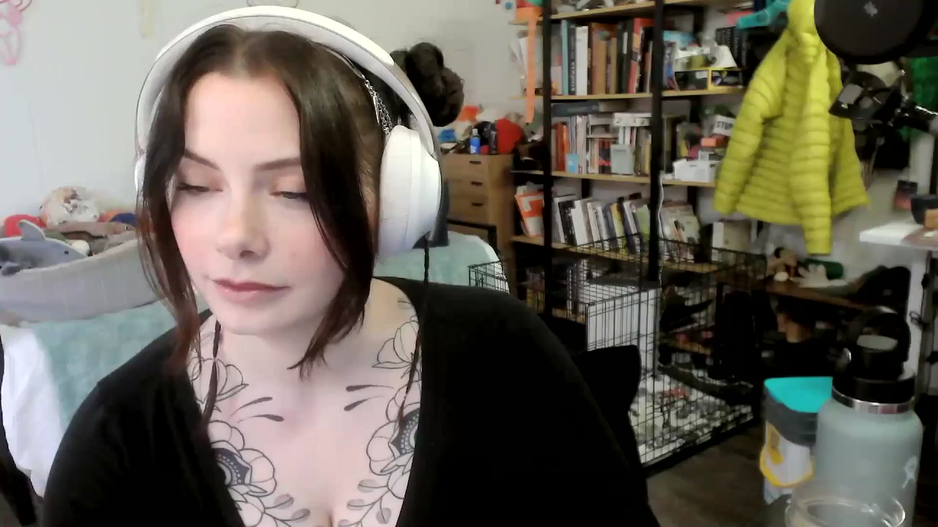 Gallery image thumbnail from ToniTigresse's myfreecams stream on, 05/21/2025, 24:03 image 16 of 20