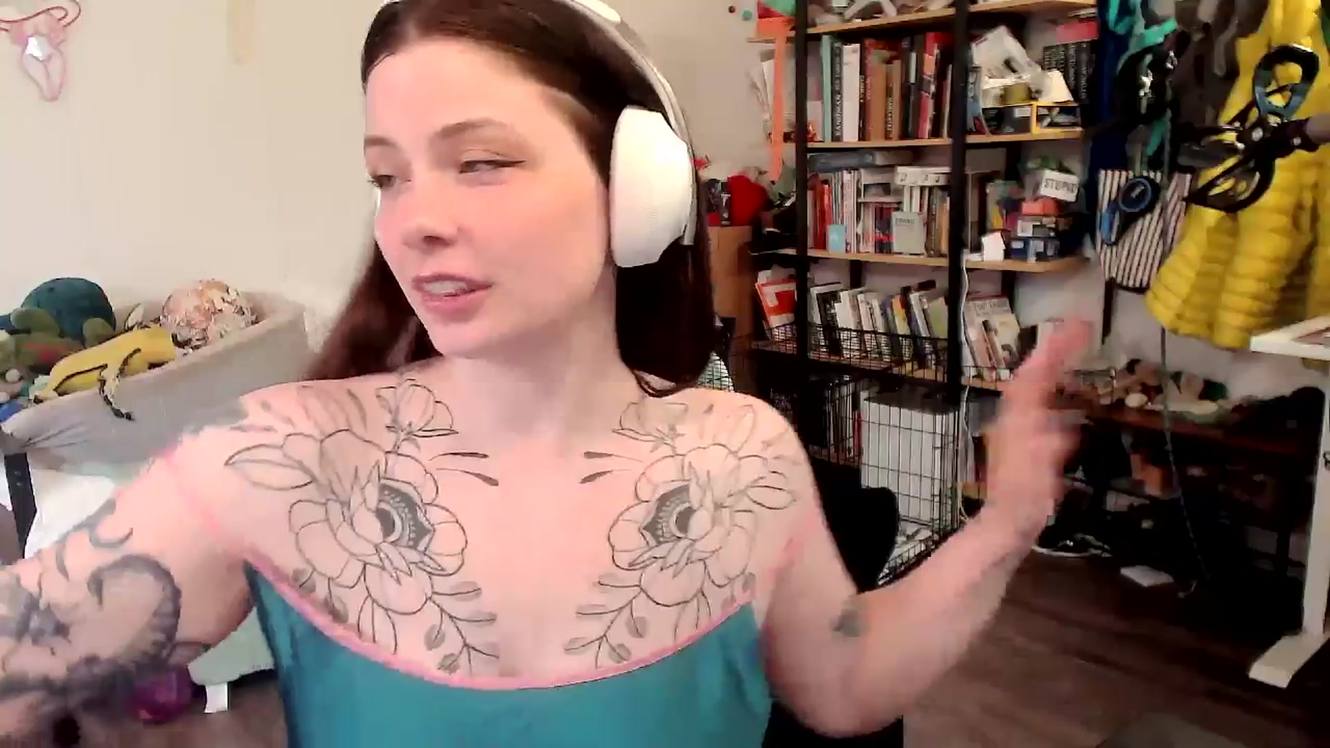 Gallery image thumbnail from ToniTigresse's myfreecams stream on, 05/26/2025, 01:05 image 9 of 20