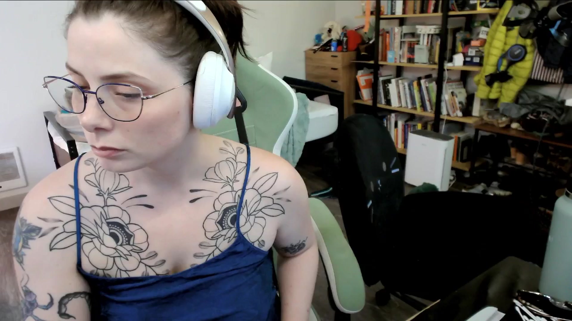 Gallery image thumbnail from ToniTigresse's myfreecams stream on, 06/16/2025, 02:48 image 16 of 20