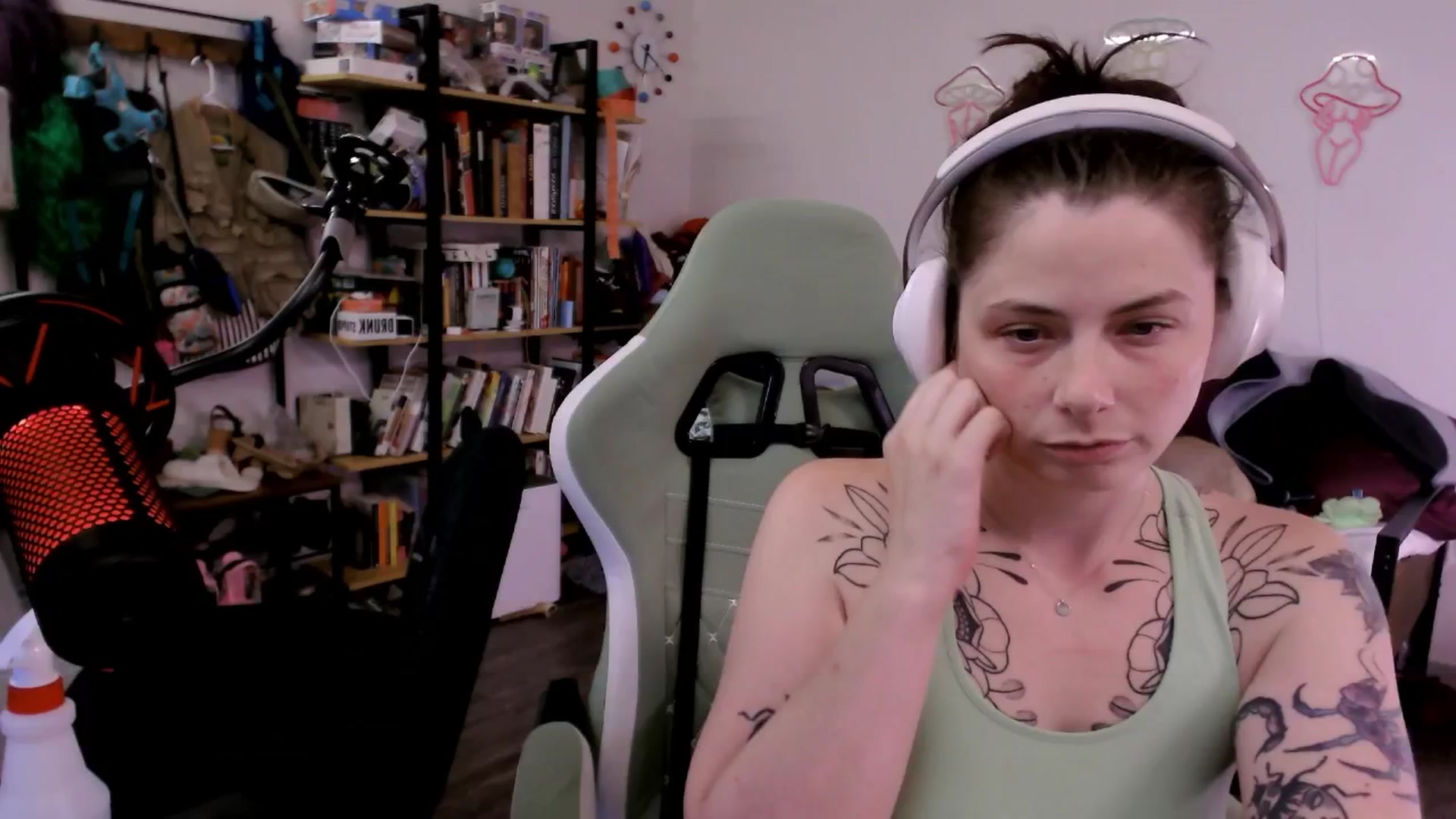 Gallery image thumbnail from ToniTigresse's myfreecams stream on, 07/29/2025, 02:32 image 15 of 20