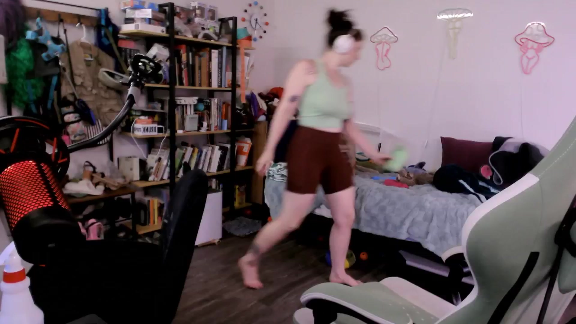 Gallery image thumbnail from ToniTigresse's myfreecams stream on, 07/29/2025, 02:32 image 10 of 20