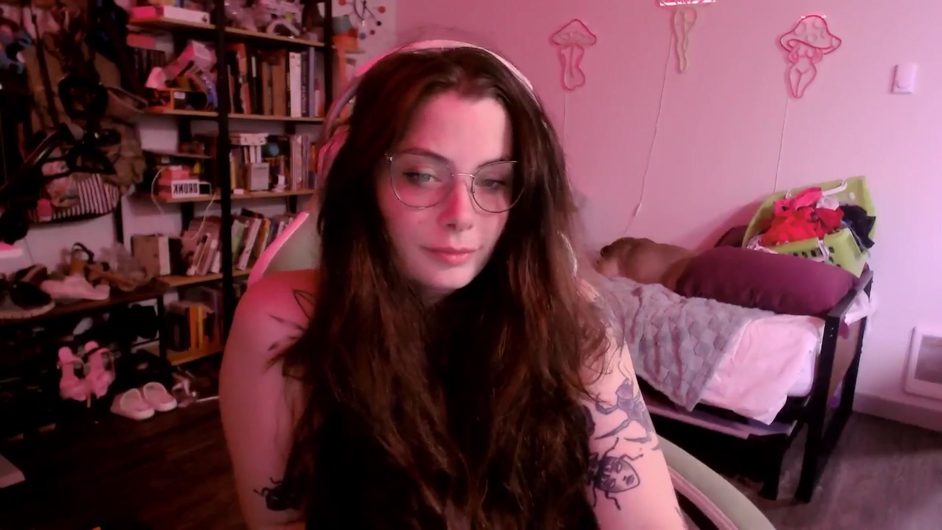 Gallery image thumbnail from ToniTigresse's myfreecams stream on, 08/04/2025, 01:58 image 8 of 20