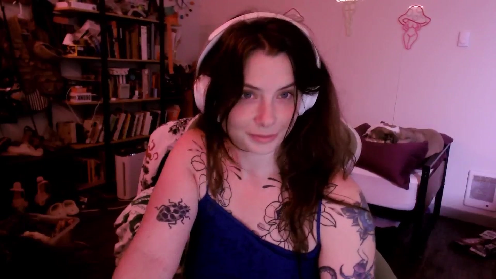 Gallery image thumbnail from ToniTigresse's myfreecams stream on, 08/05/2025, 03:58 image 18 of 20