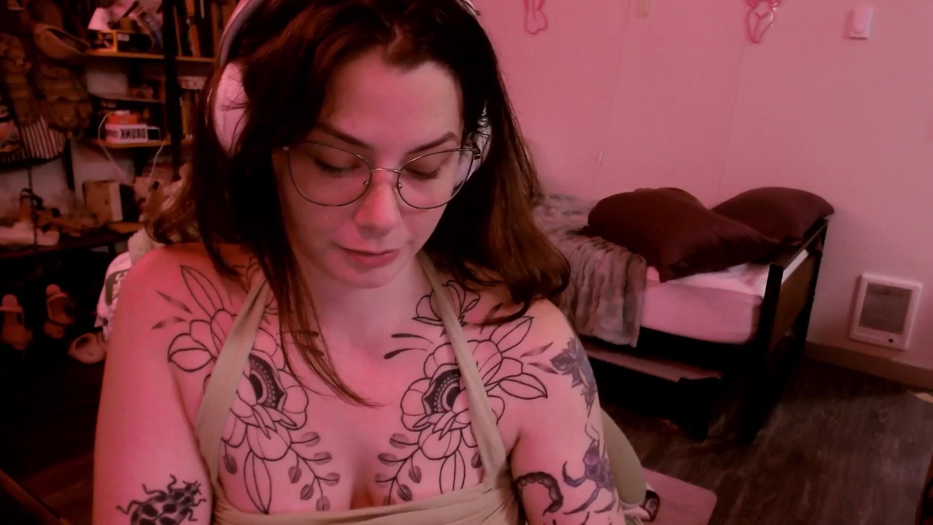 Gallery image thumbnail from ToniTigresse's myfreecams stream on, 08/05/2025, 22:13 image 20 of 20