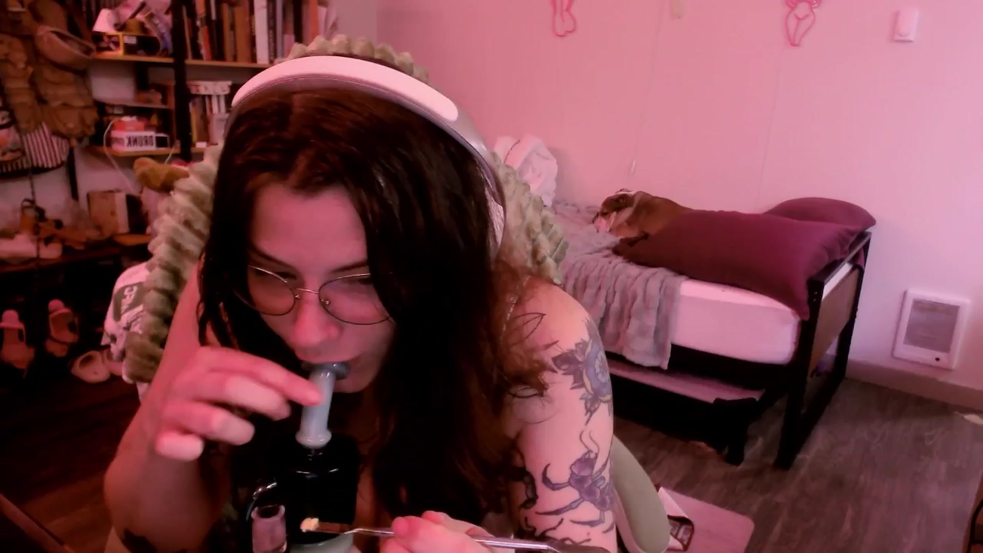 Gallery image thumbnail from ToniTigresse's myfreecams stream on, 08/06/2025, 24:19 image 18 of 20