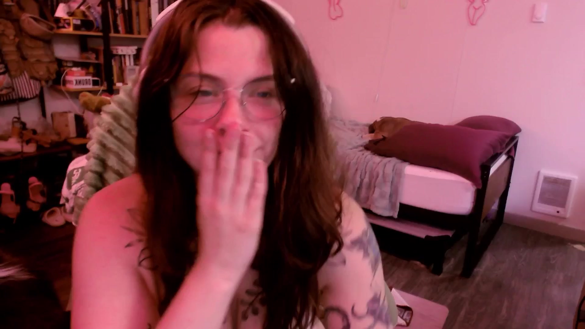 Gallery image thumbnail from ToniTigresse's myfreecams stream on, 08/06/2025, 24:19 image 12 of 20