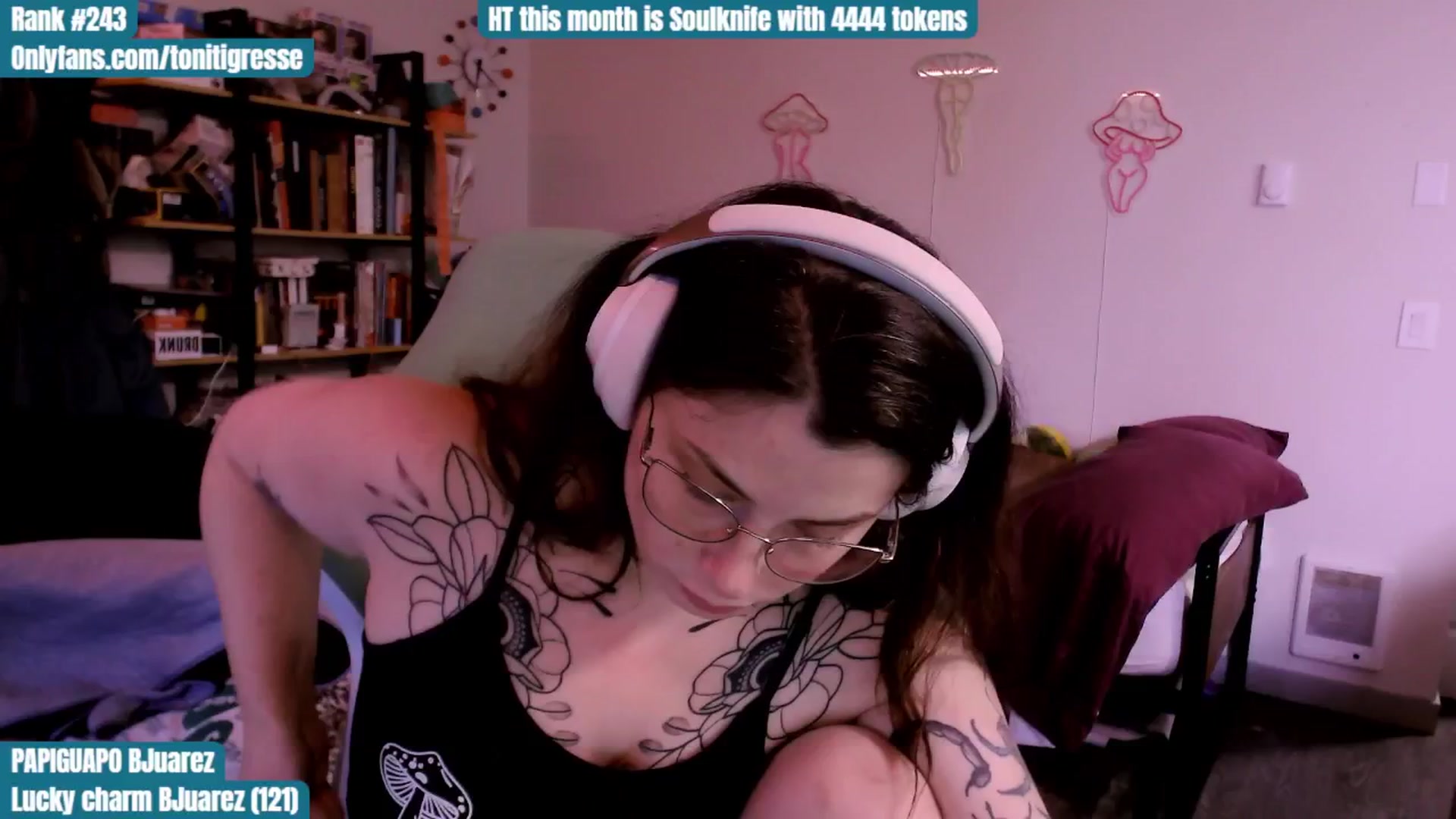 Gallery image thumbnail from ToniTigresse's myfreecams stream on, 08/11/2025, 02:34 image 8 of 20