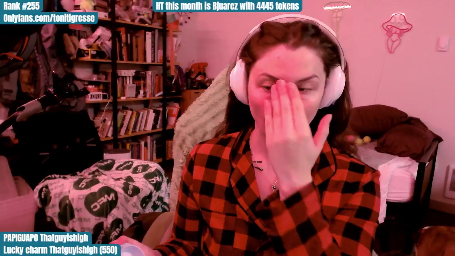 Gallery image thumbnail from ToniTigresse's myfreecams stream on, 08/14/2025, 21:07 image 17 of 20