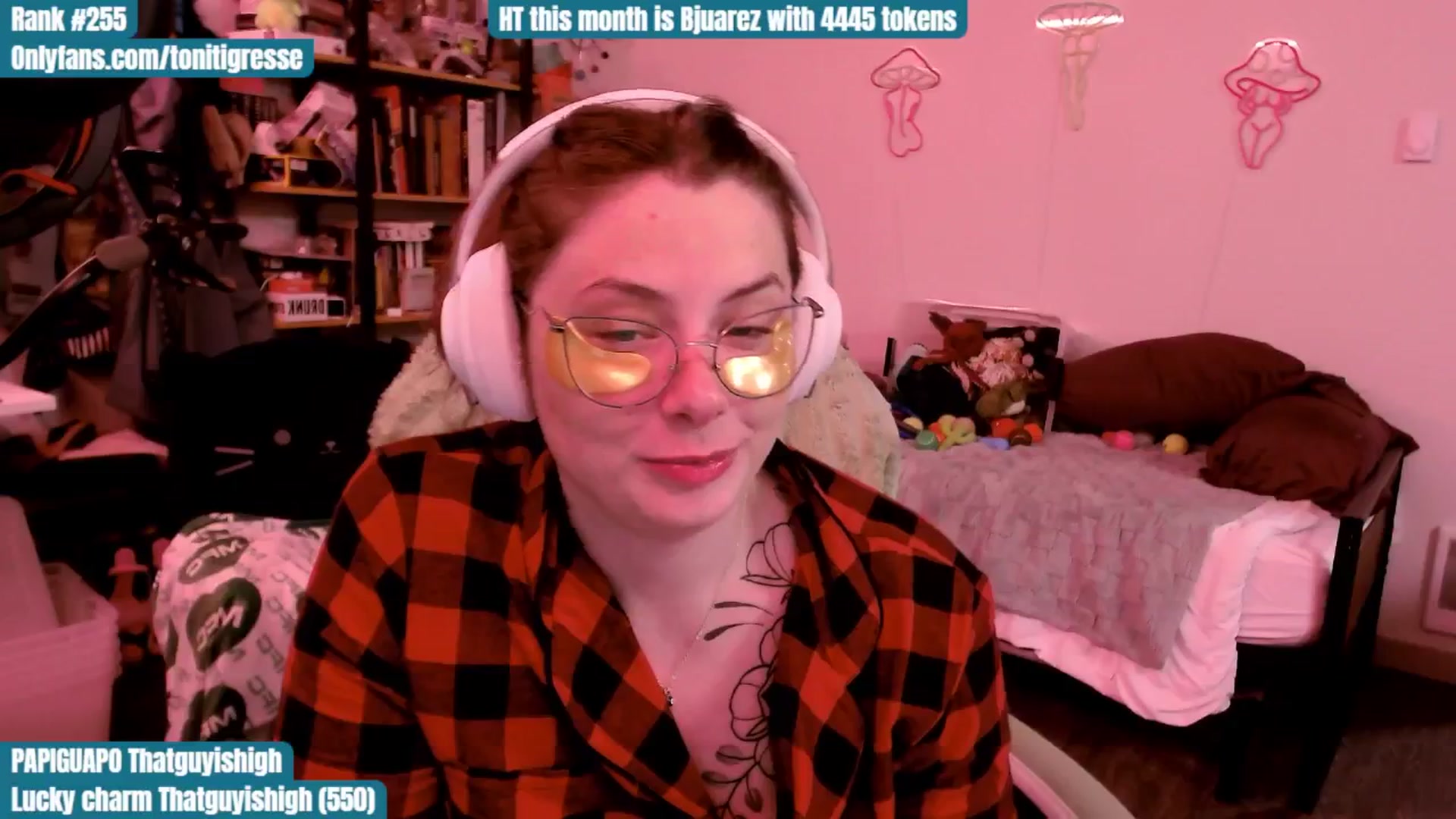Gallery image thumbnail from ToniTigresse's myfreecams stream on, 08/14/2025, 21:07 image 16 of 20
