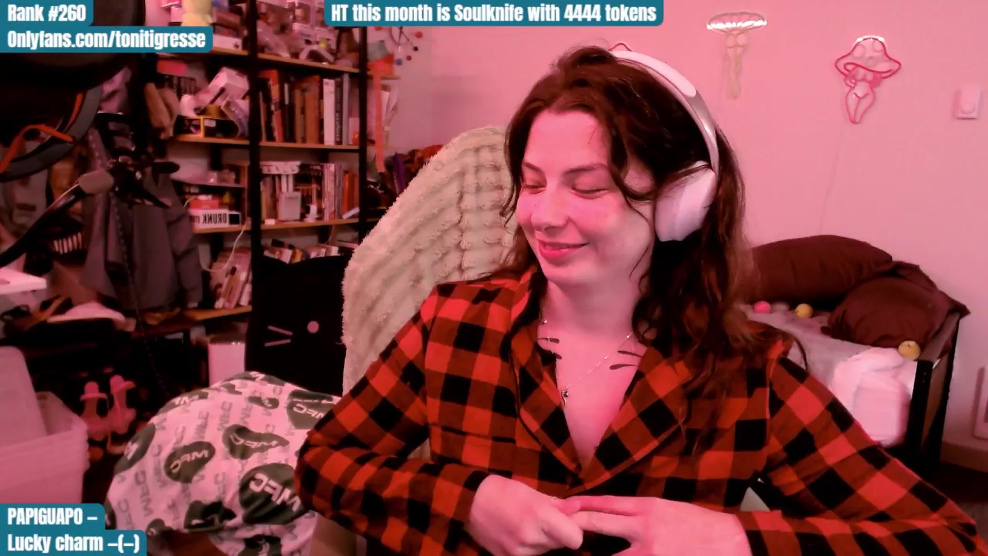 Gallery image thumbnail from ToniTigresse's myfreecams stream on, 08/14/2025, 21:07 image 2 of 20