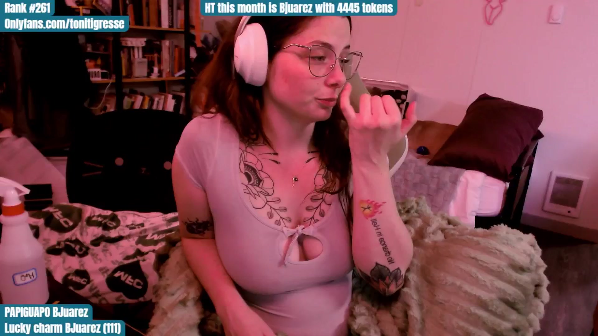 Gallery image thumbnail from ToniTigresse's myfreecams stream on, 08/17/2025, 24:52 image 11 of 20