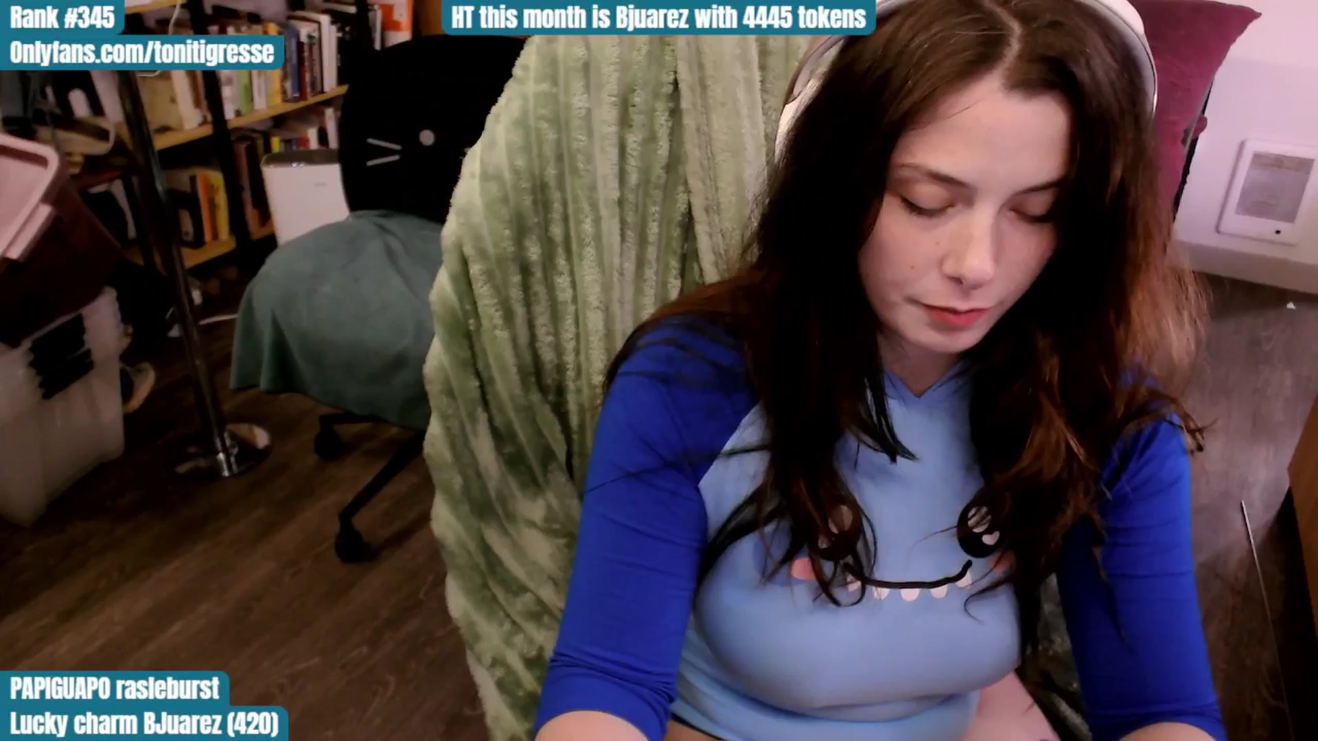 Gallery image thumbnail from ToniTigresse's myfreecams stream on, 08/22/2025, 02:44 image 15 of 20