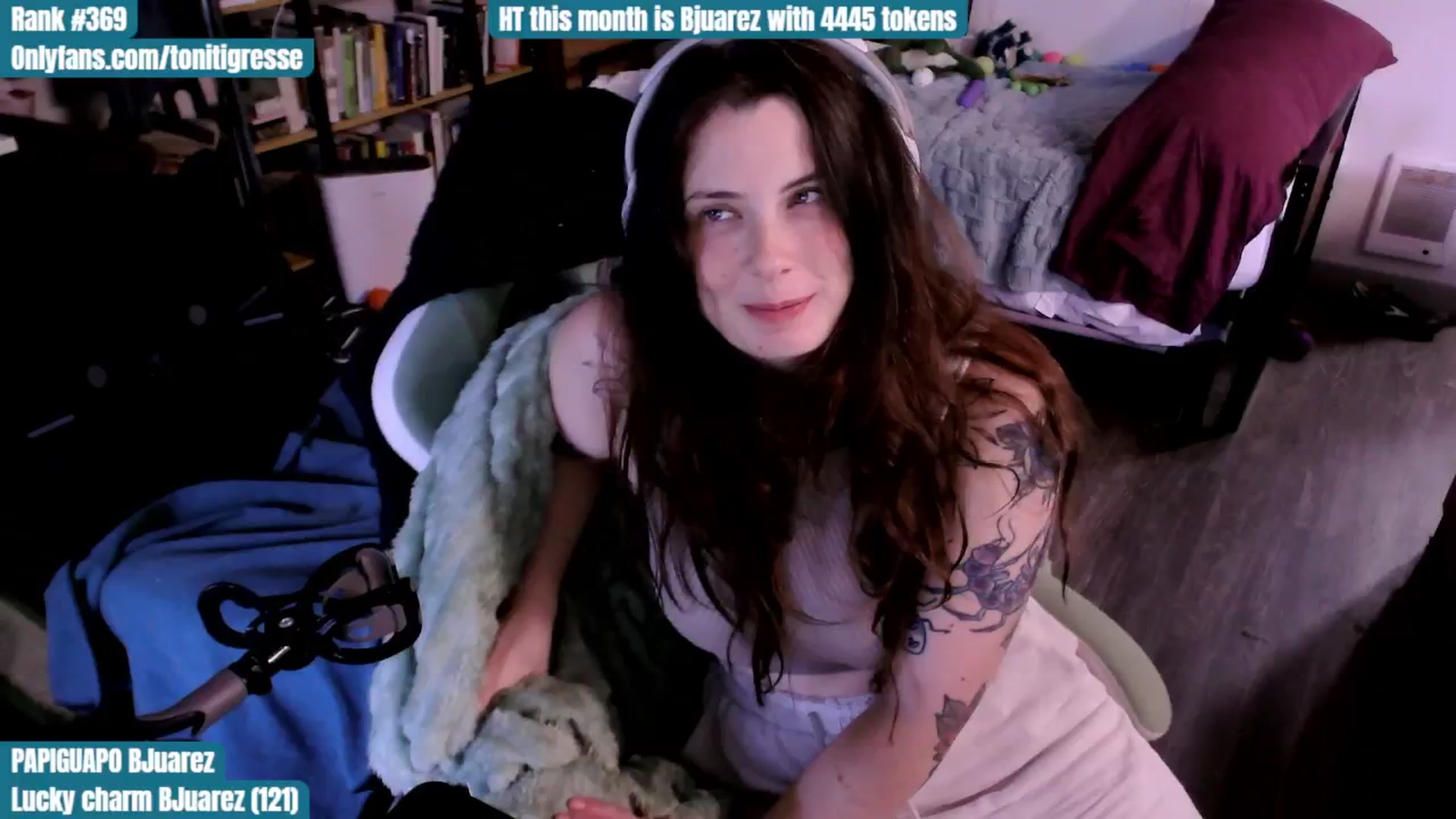 Gallery image thumbnail from ToniTigresse's myfreecams stream on, 08/24/2025, 01:48 image 7 of 20