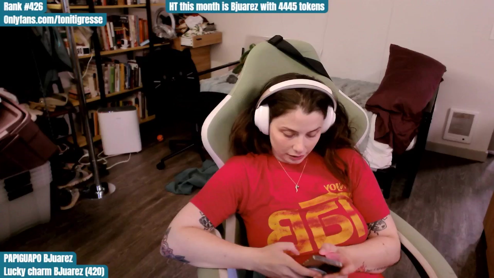 Gallery image thumbnail from ToniTigresse's myfreecams stream on, 08/27/2025, 02:09 image 4 of 20