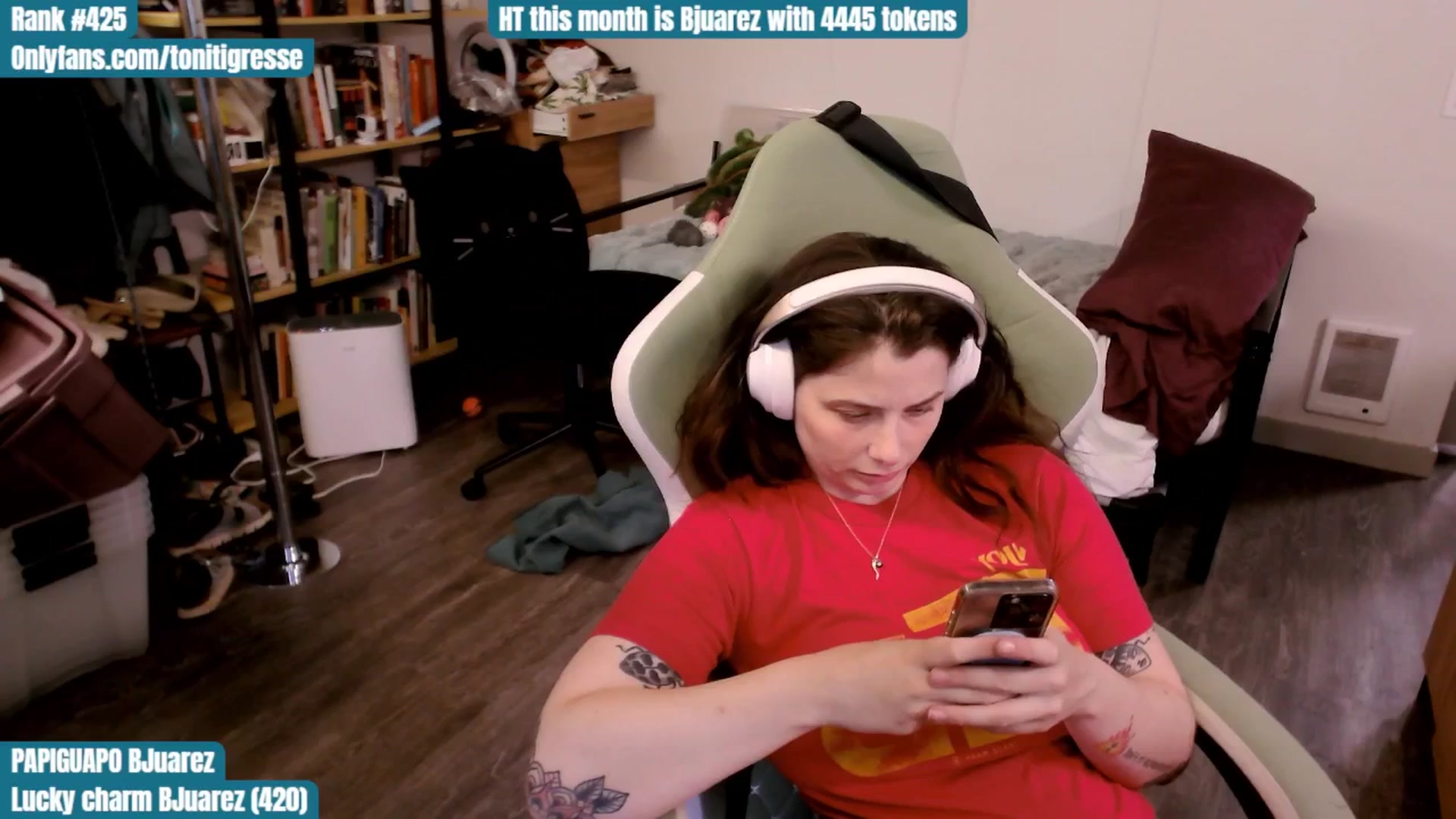 Gallery image thumbnail from ToniTigresse's myfreecams stream on, 08/27/2025, 02:09 image 5 of 20