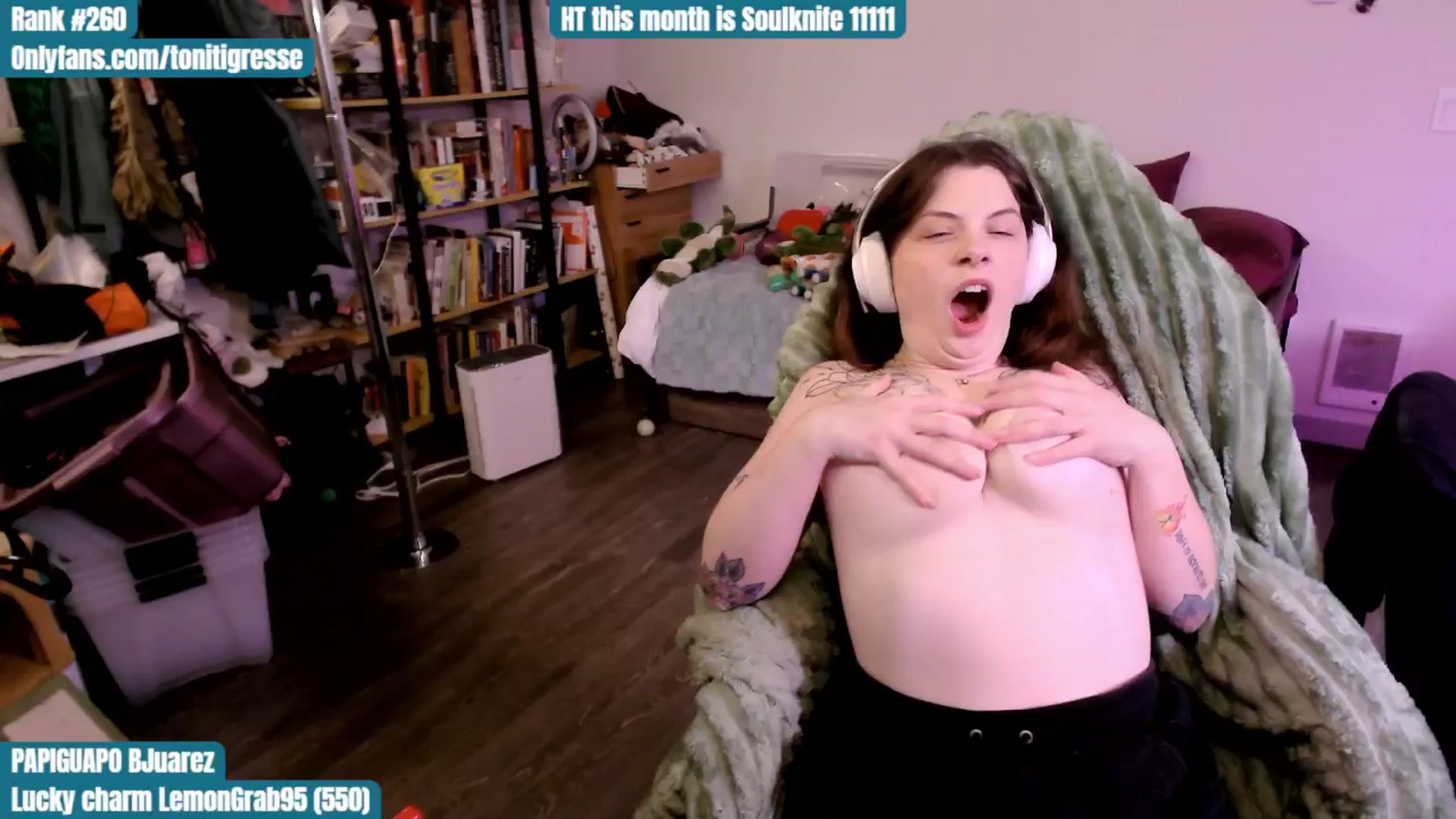 Gallery image thumbnail from ToniTigresse's myfreecams stream on, 09/04/2025, 02:10 image 15 of 20