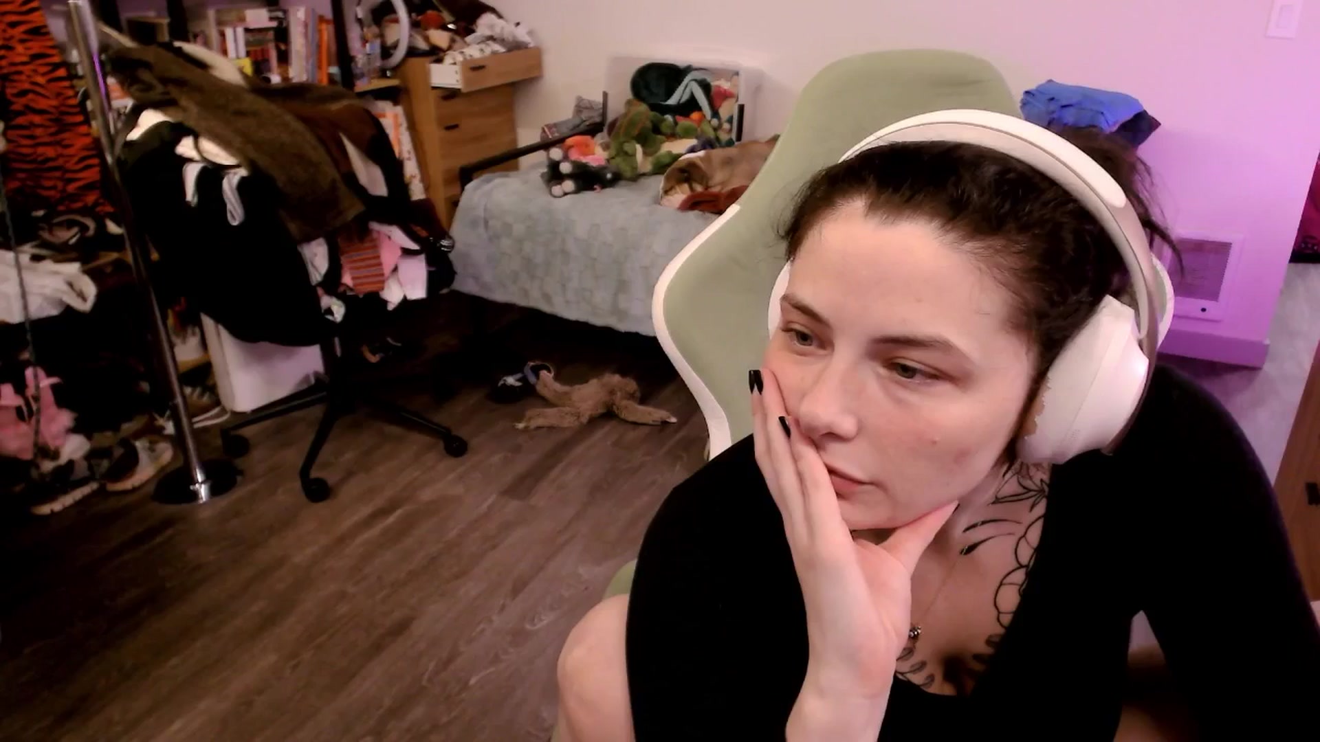 Gallery image thumbnail from ToniTigresse's myfreecams stream on, 09/30/2025, 02:42 image 9 of 20