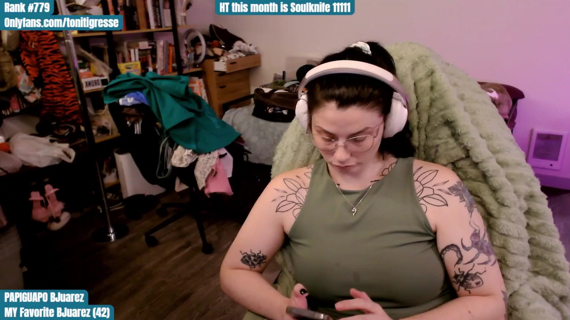 Gallery image thumbnail from ToniTigresse's myfreecams stream on, 10/01/2025, 01:58 image 12 of 20