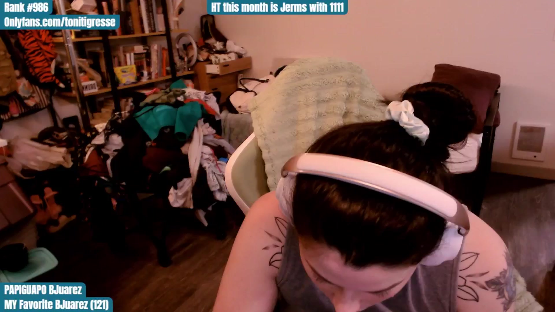 Gallery image thumbnail from ToniTigresse's myfreecams stream on, 10/19/2025, 03:07 image 18 of 20