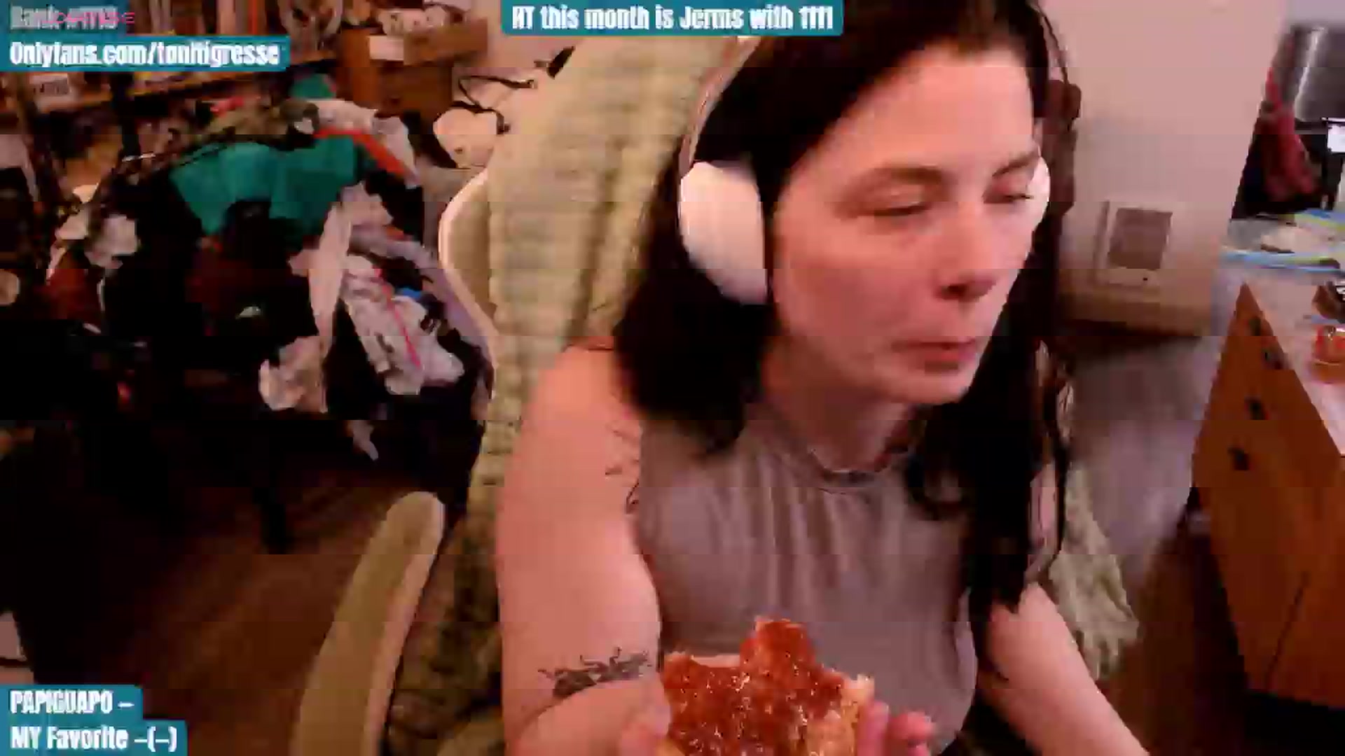 Gallery image thumbnail from ToniTigresse's myfreecams stream on, 10/19/2025, 03:07 image 1 of 20