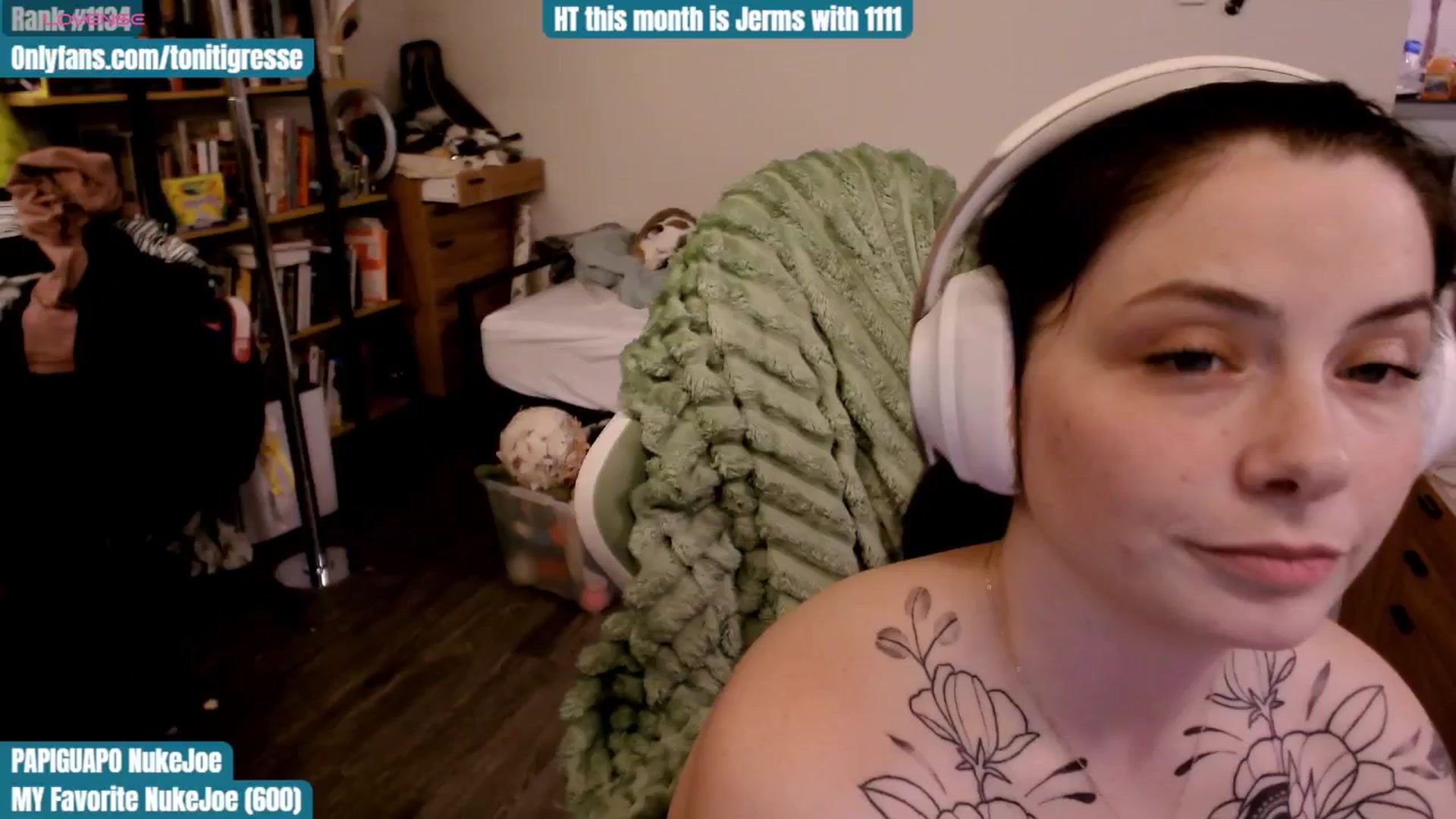 Gallery image thumbnail from ToniTigresse's myfreecams stream on, 10/28/2025, 02:03 image 13 of 20