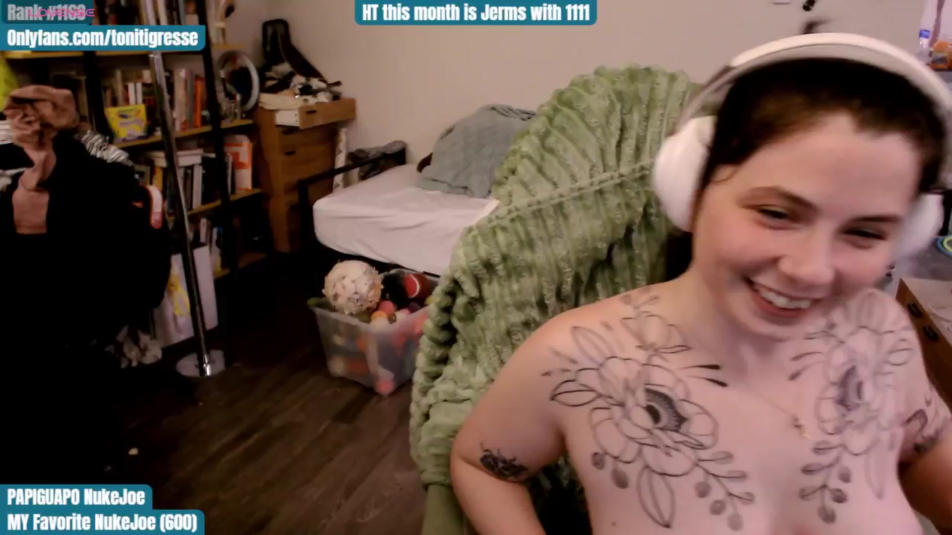 Gallery image thumbnail from ToniTigresse's myfreecams stream on, 10/28/2025, 02:03 image 5 of 20