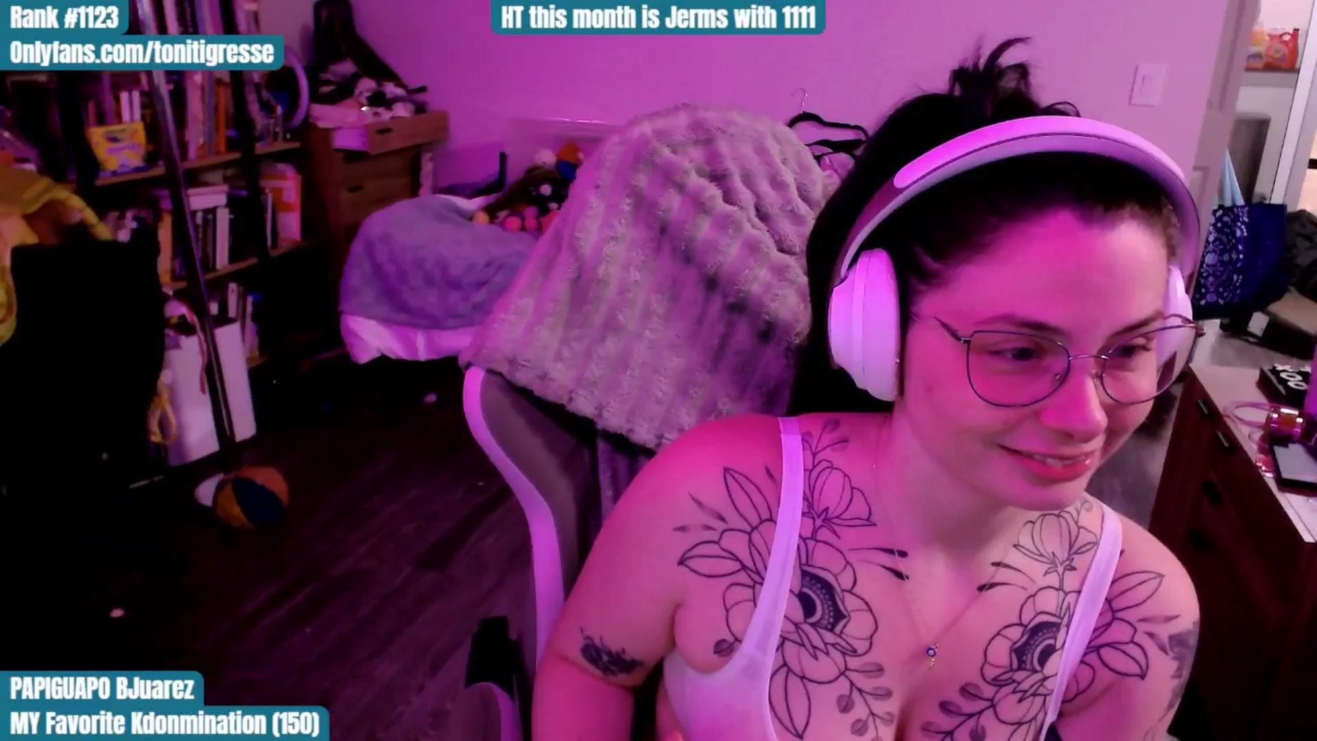 Gallery image thumbnail from ToniTigresse's myfreecams stream on, 10/30/2025, 24:02 image 18 of 20