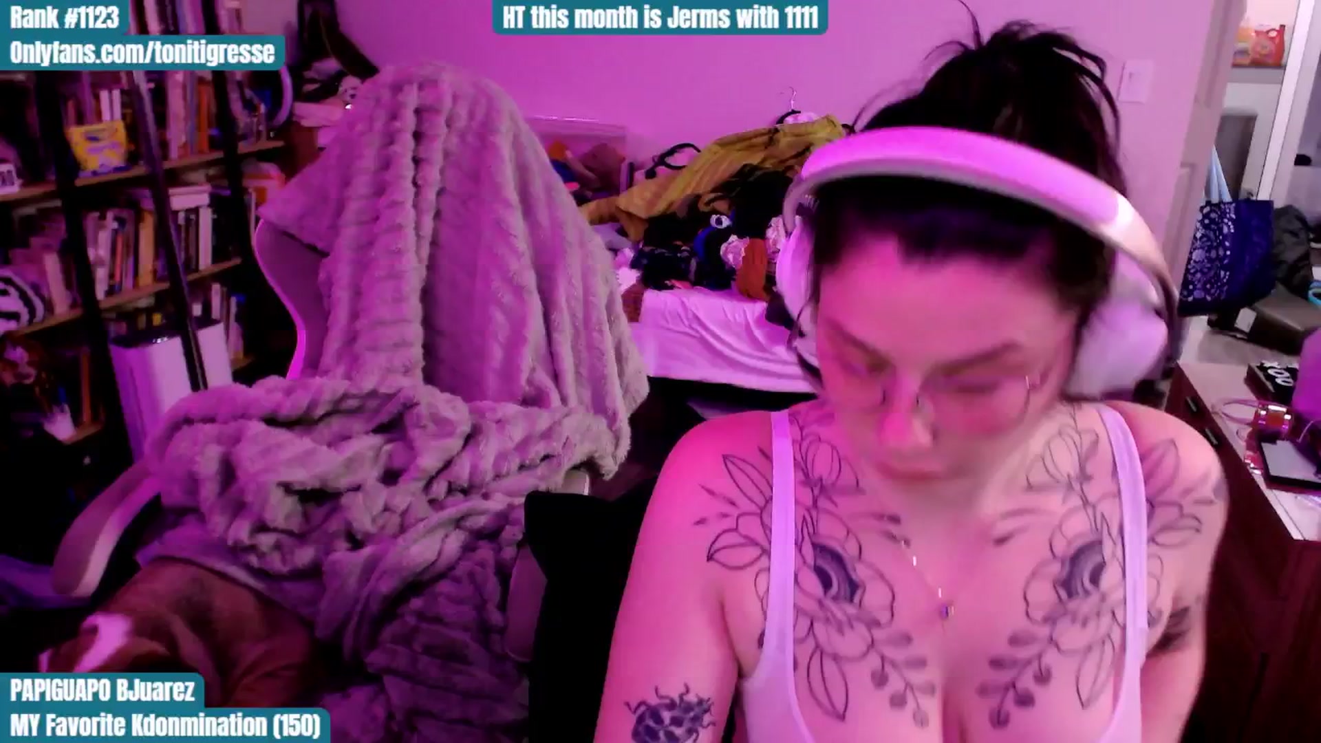 Gallery image thumbnail from ToniTigresse's myfreecams stream on, 10/30/2025, 02:12 image 7 of 20