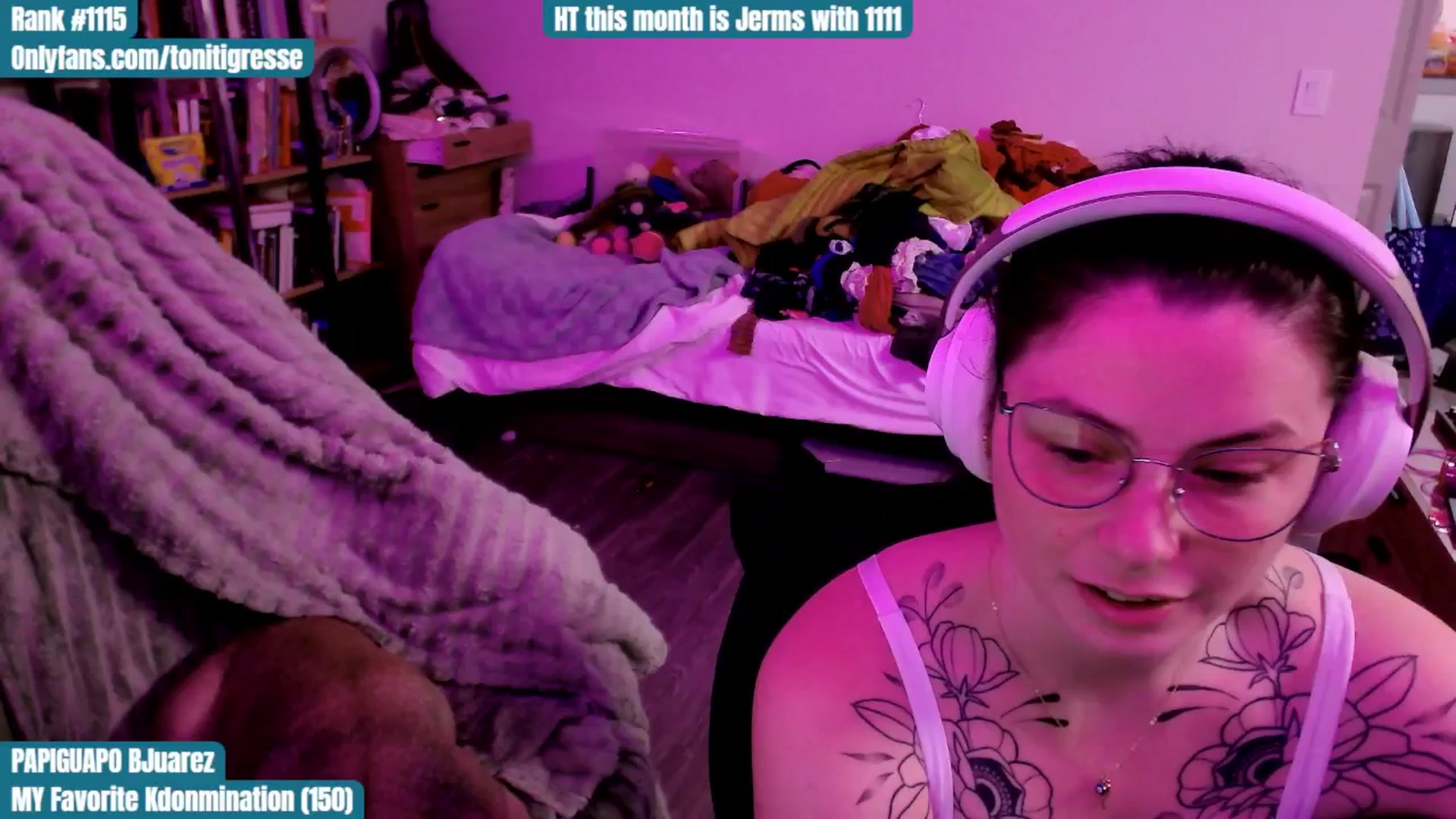 Gallery image thumbnail from ToniTigresse's myfreecams stream on, 10/30/2025, 02:12 image 18 of 20
