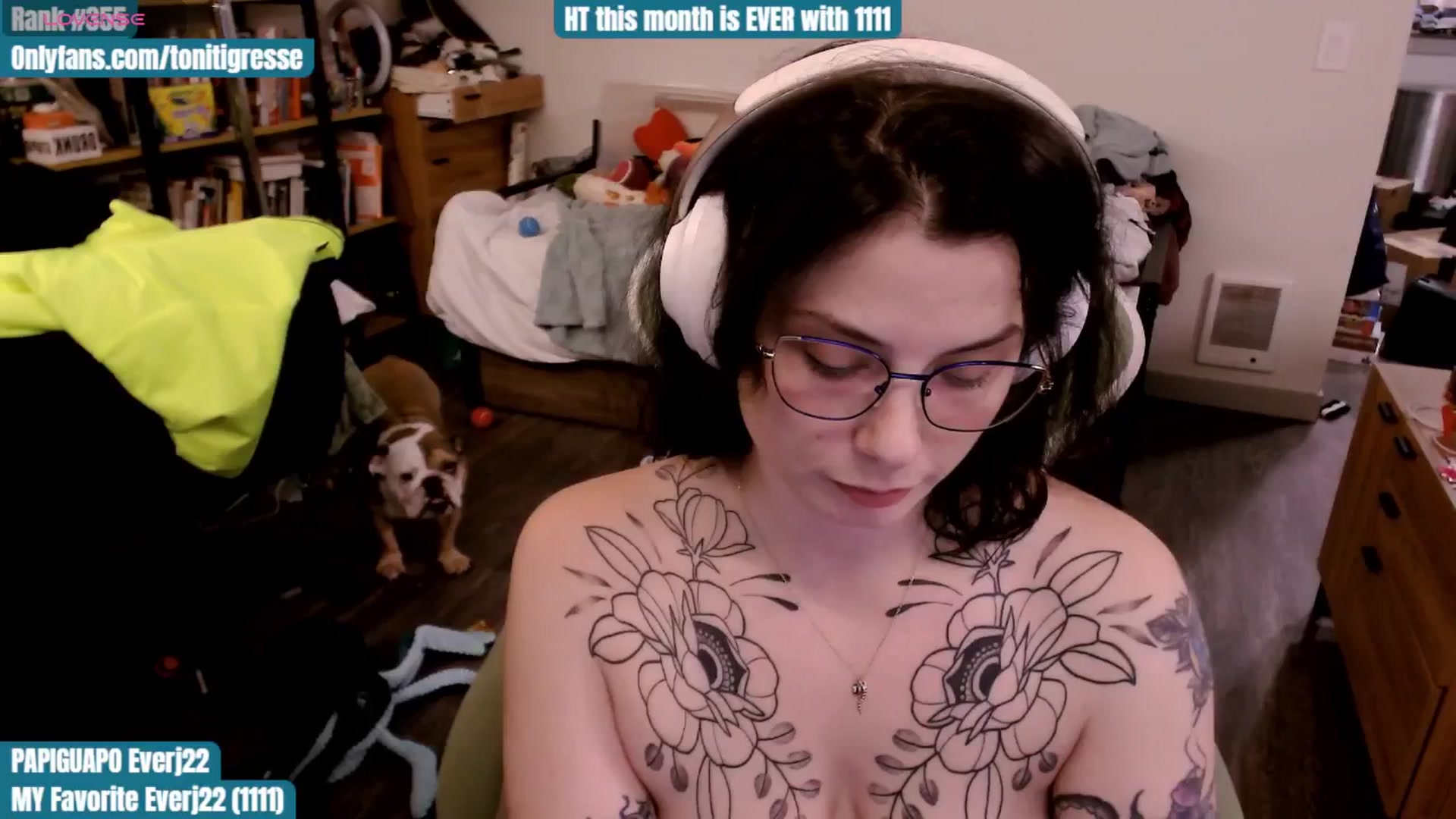 Gallery image thumbnail from ToniTigresse's myfreecams stream on, 11/03/2025, 02:48 image 11 of 20