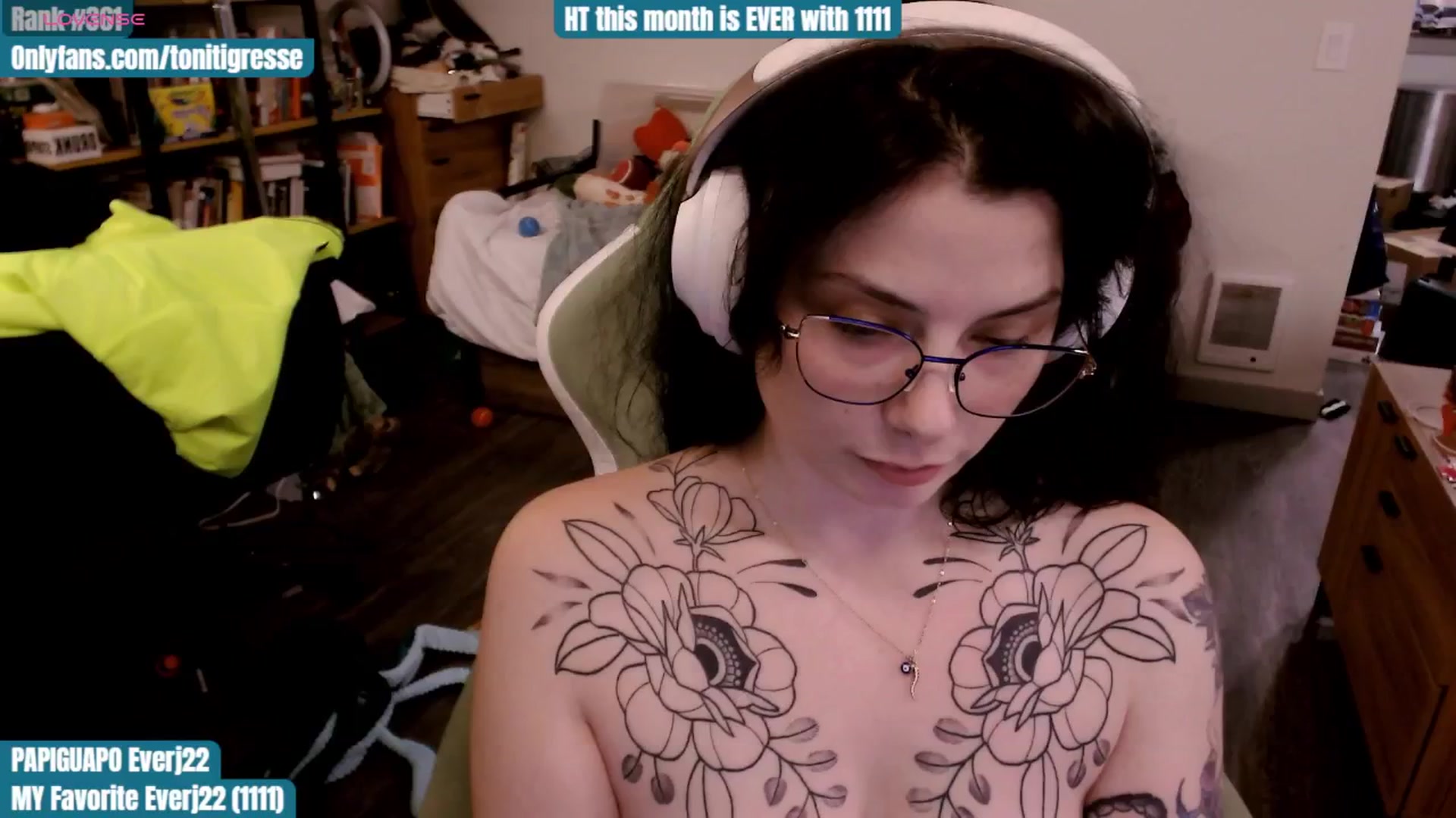 Gallery image thumbnail from ToniTigresse's myfreecams stream on, 11/03/2025, 02:48 image 10 of 20