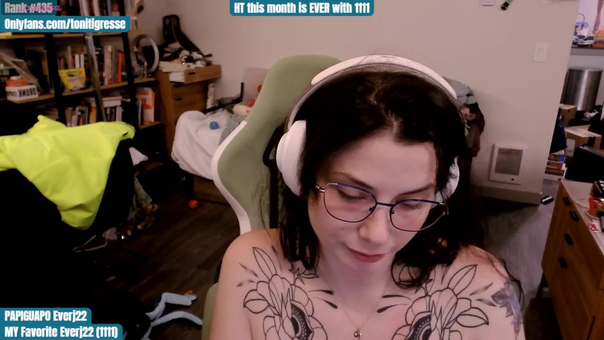 Gallery image thumbnail from ToniTigresse's myfreecams stream on, 11/03/2025, 02:48 image 4 of 20