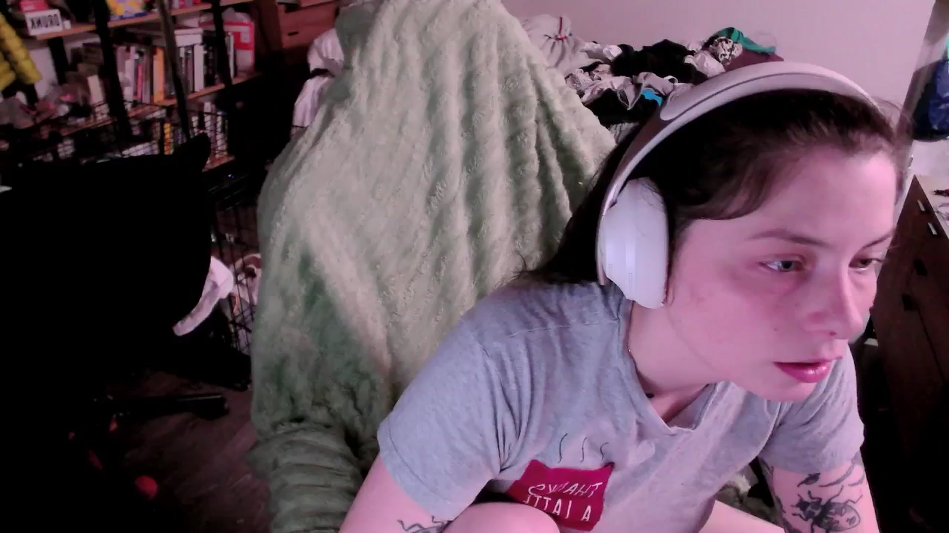 Gallery image thumbnail from ToniTigresse's myfreecams stream on, 11/10/2025, 04:03 image 1 of 20