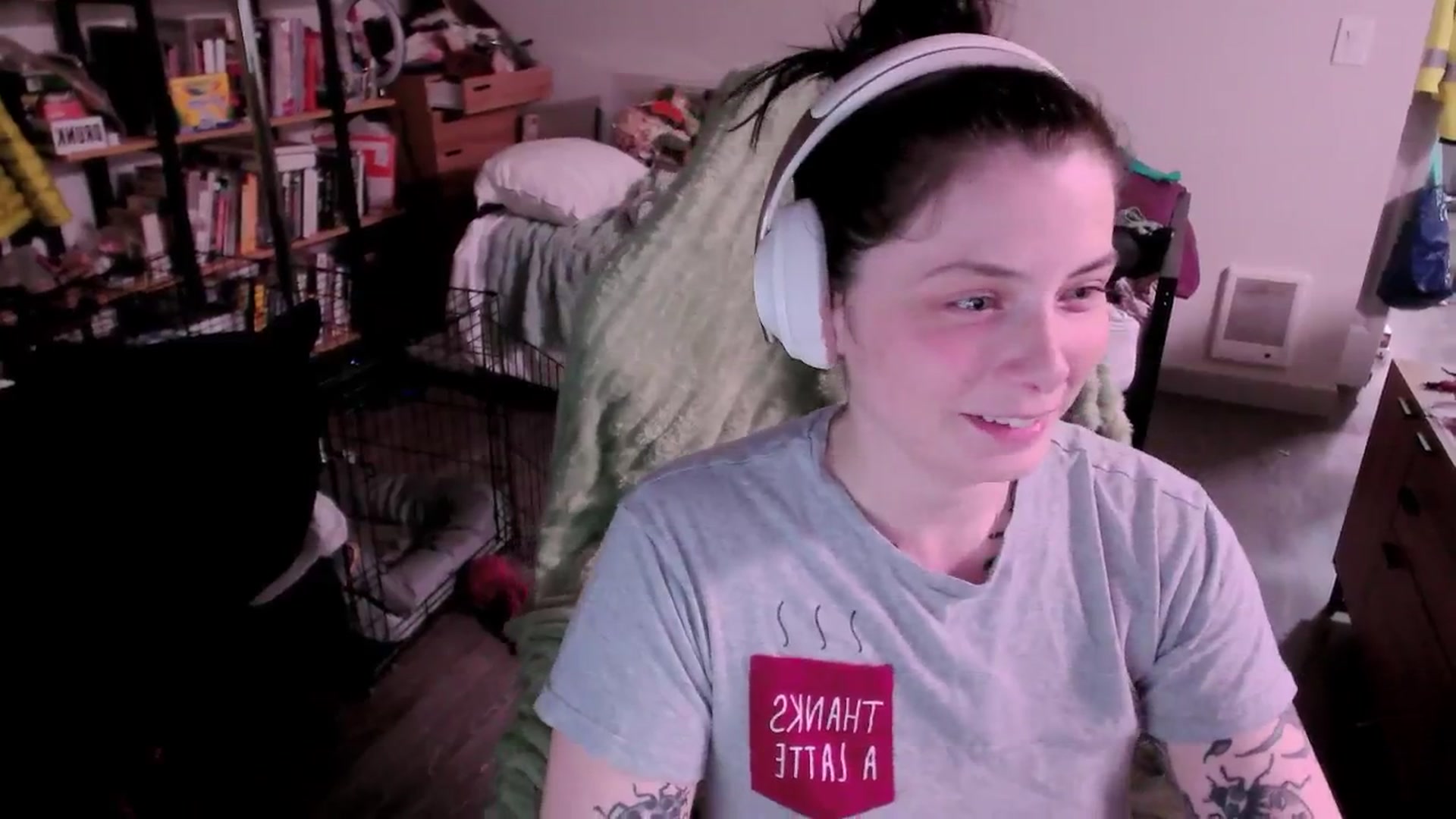 Gallery image thumbnail from ToniTigresse's myfreecams stream on, 11/10/2025, 04:03 image 16 of 20