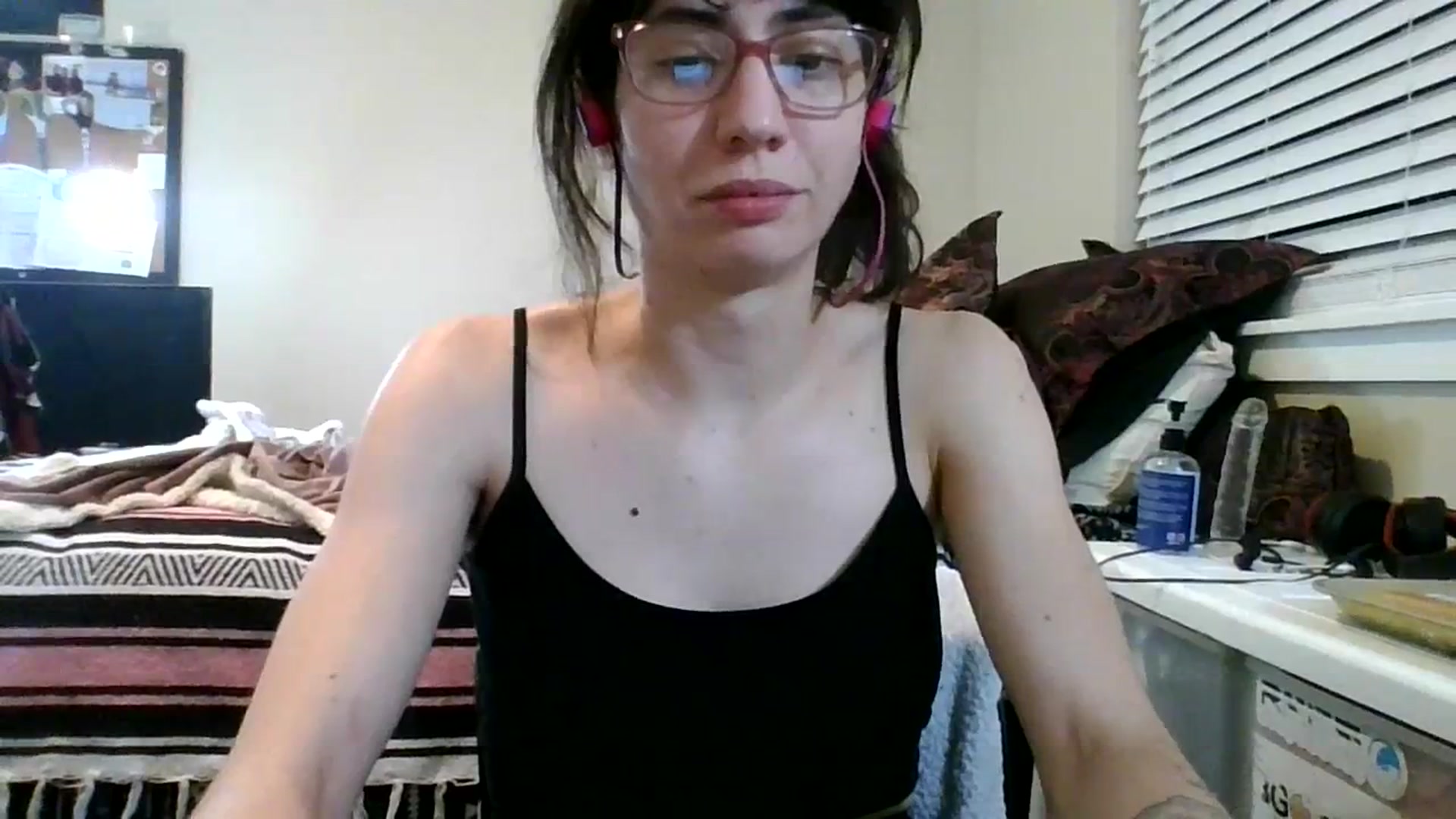 Gallery image thumbnail from ToniTime's myfreecams stream on, 11/19/2023, 13:29 image 17 of 20