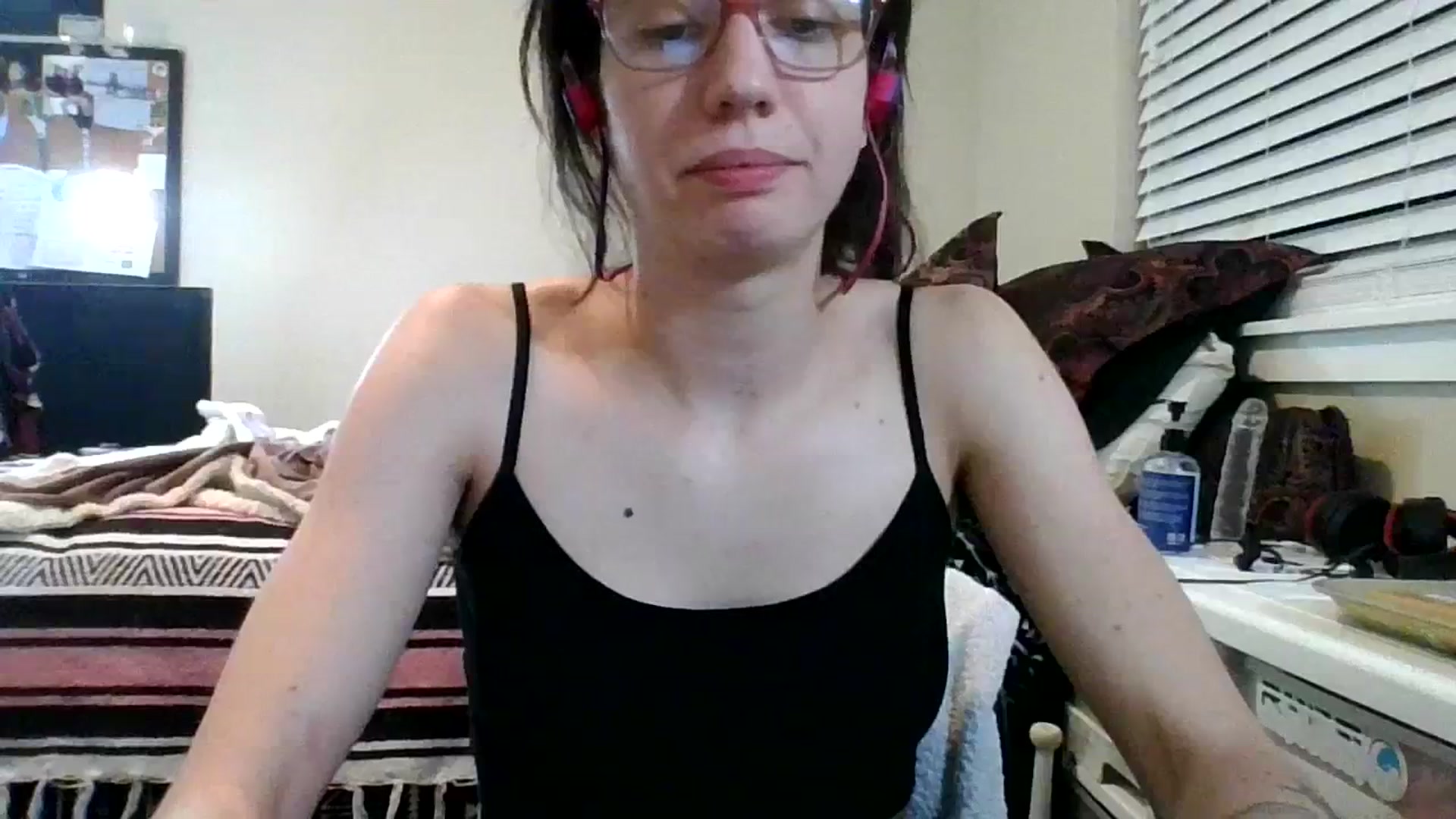 Gallery image thumbnail from ToniTime's myfreecams stream on, 11/19/2023, 13:29 image 18 of 20