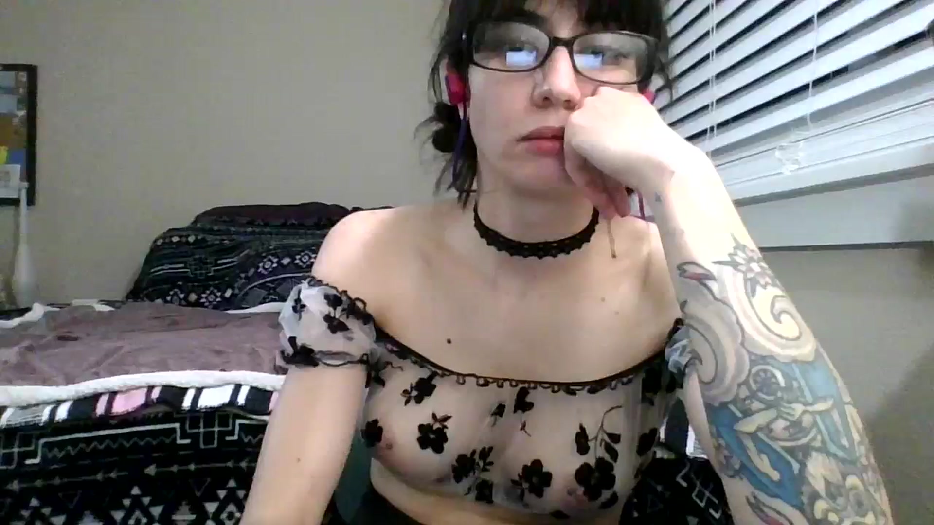 Gallery image thumbnail from ToniTime's myfreecams stream on, 12/17/2023, 12:44 image 4 of 20