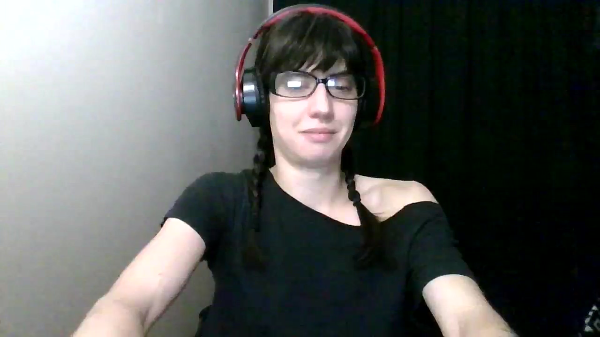 Gallery image thumbnail from ToniTime's myfreecams stream on, 12/18/2023, 10:40 image 13 of 20
