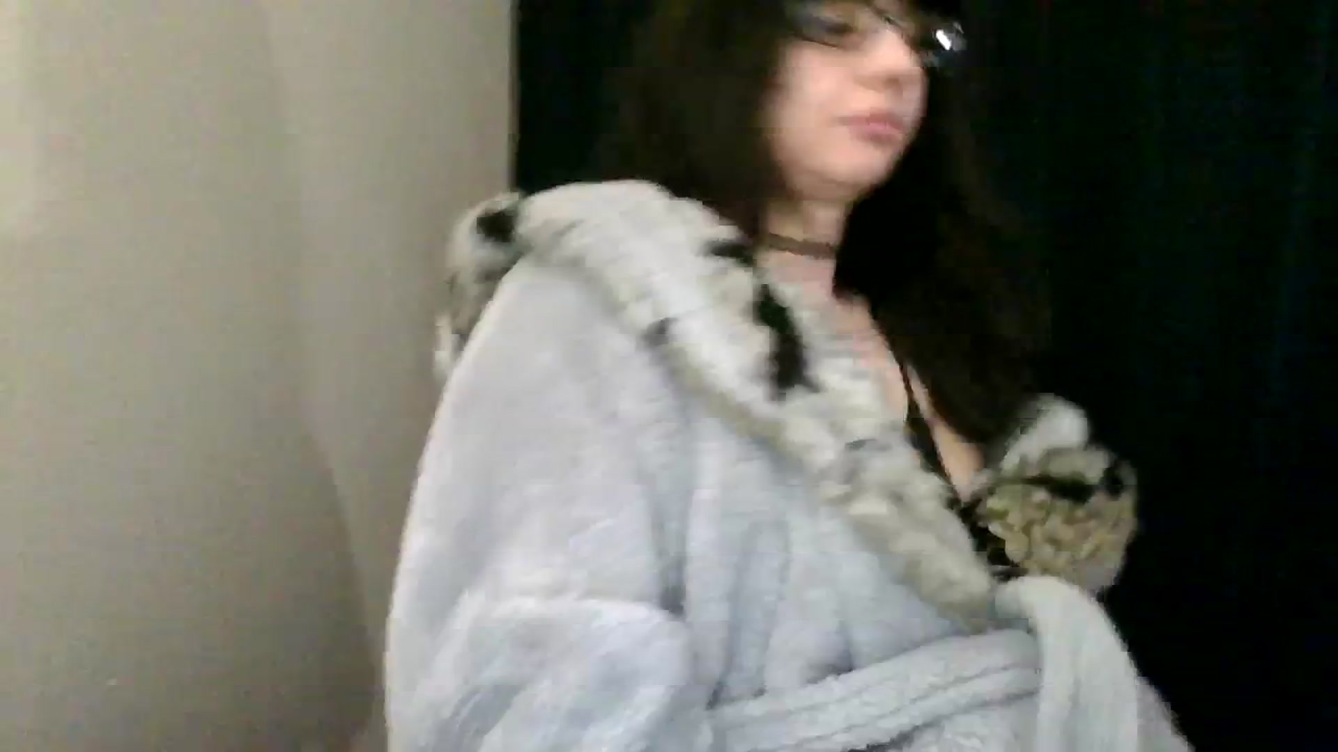 Gallery image thumbnail from ToniTime's myfreecams stream on, 12/24/2023, 11:32 image 16 of 20