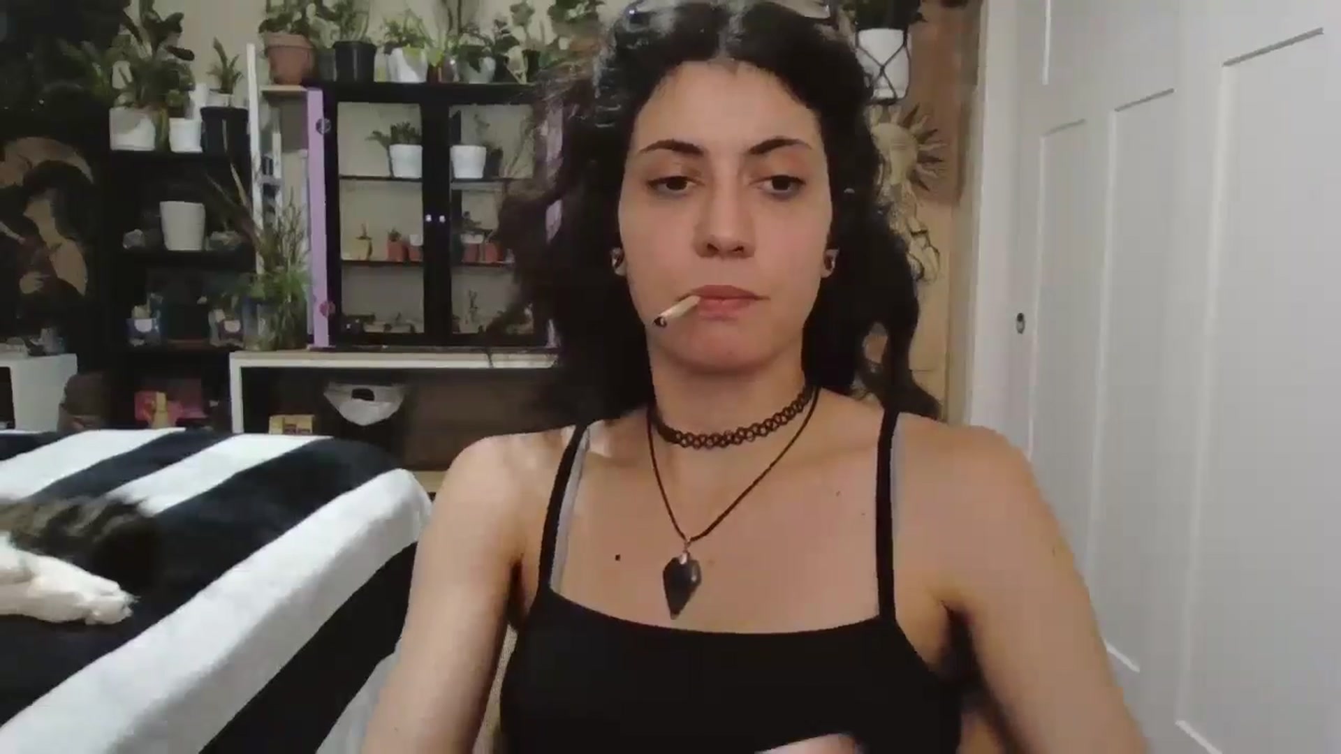 Gallery image thumbnail from ToniTime's myfreecams stream on, 08/03/2025, 10:27 image 17 of 20