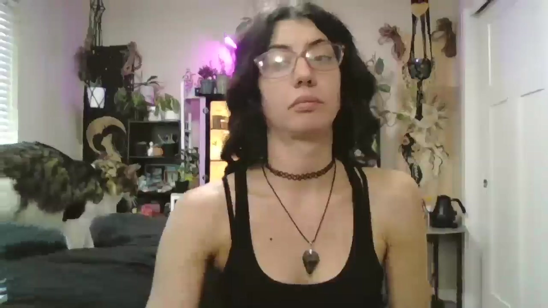 Gallery image thumbnail from ToniTime's myfreecams stream on, 09/29/2025, 24:36 image 17 of 20