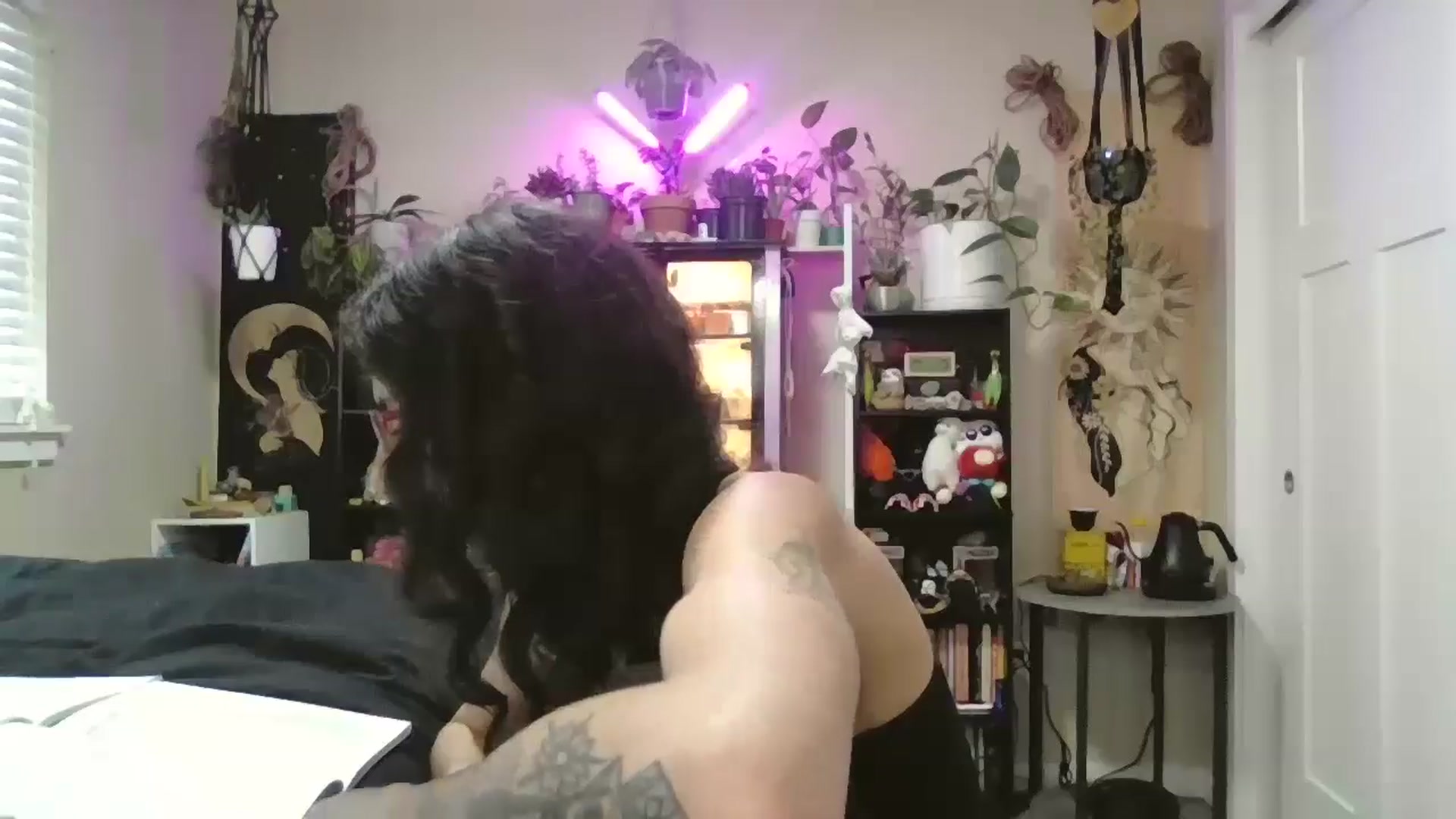 Gallery image thumbnail from ToniTime's myfreecams stream on, 09/29/2025, 24:36 image 7 of 20