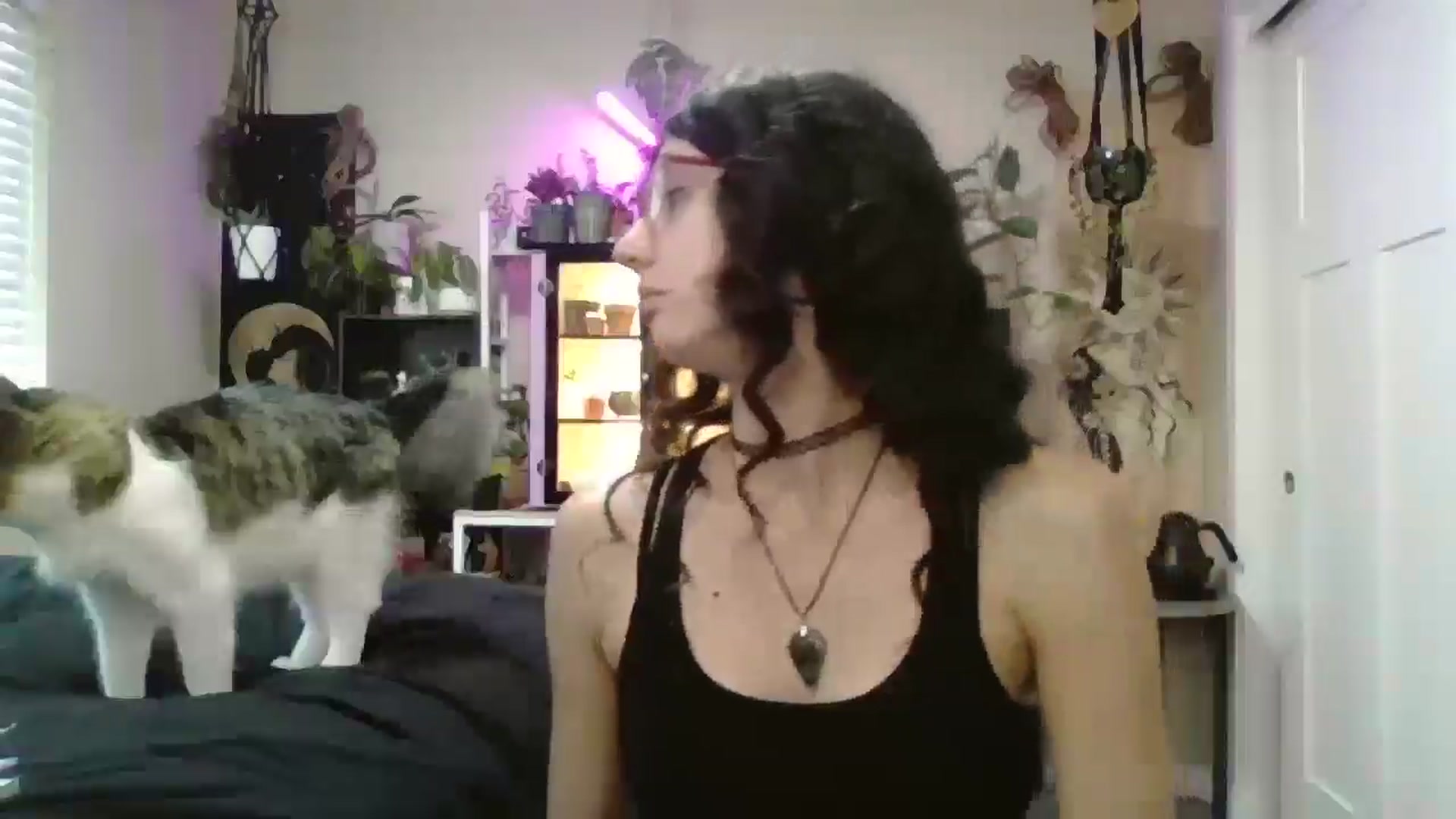 Gallery image thumbnail from ToniTime's myfreecams stream on, 09/29/2025, 24:36 image 16 of 20