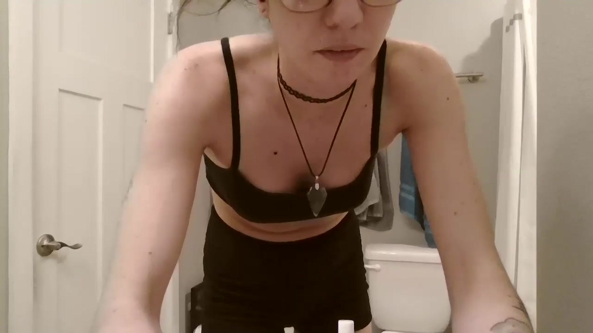 Gallery image thumbnail from ToniTime's myfreecams stream on, 03/19/2026, 03:14 image 9 of 20