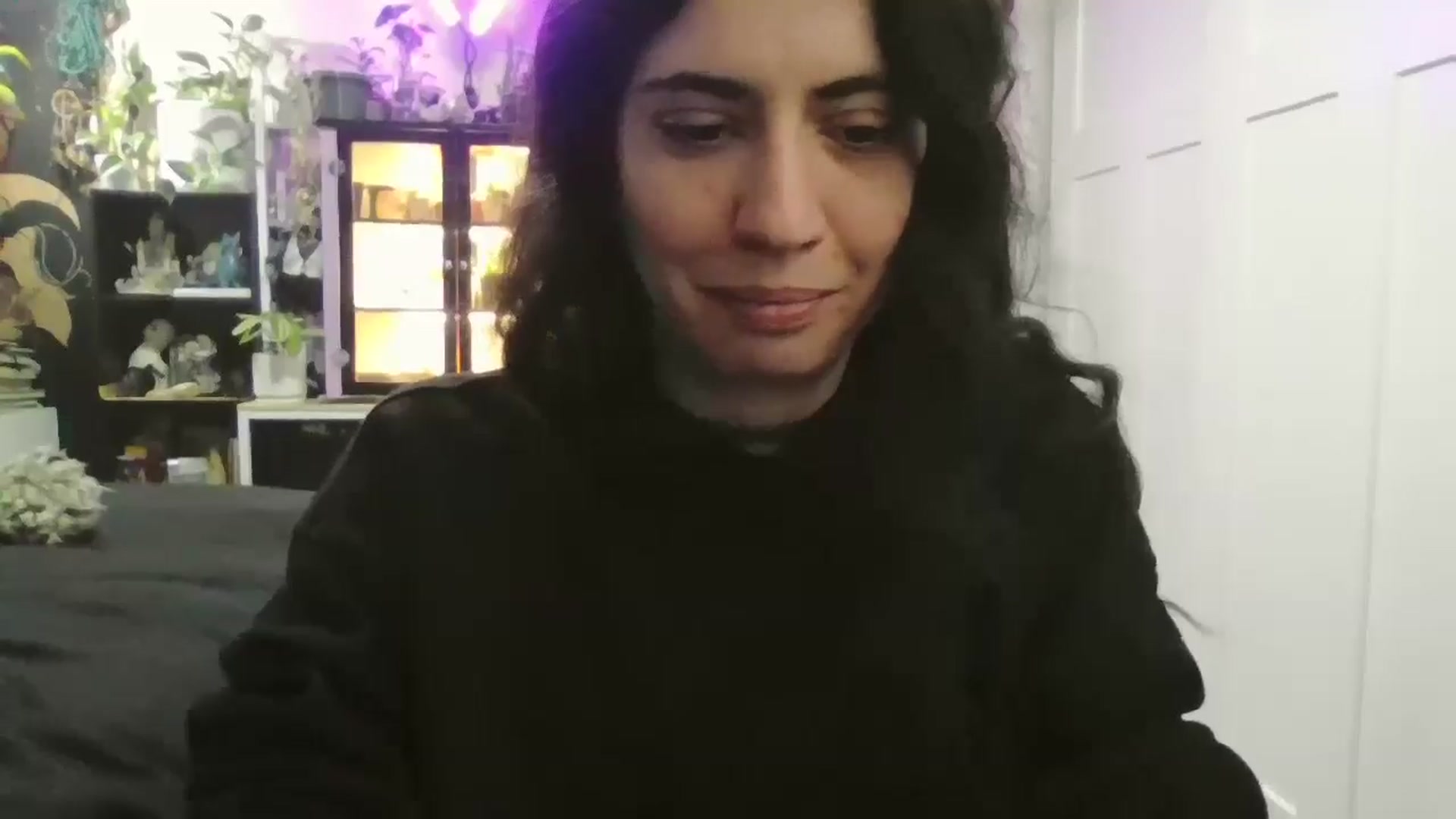 Gallery image thumbnail from ToniTime's myfreecams stream on, 04/13/2026, 03:52 image 9 of 20
