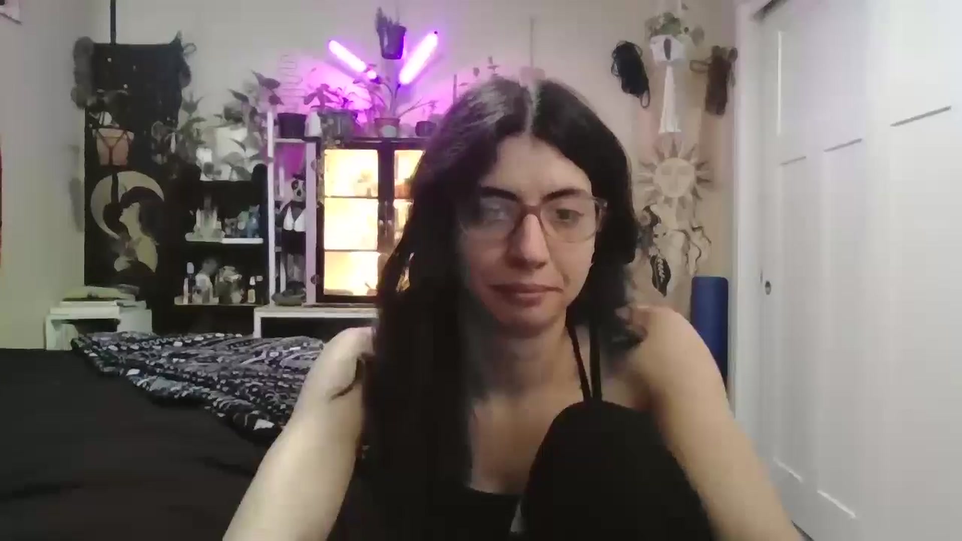 Gallery image thumbnail from ToniTime's myfreecams stream on, 04/30/2026, 19:39 image 9 of 20