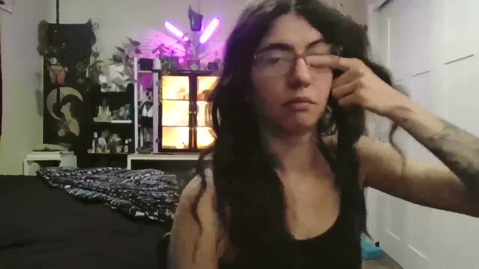 Gallery image thumbnail from ToniTime's myfreecams stream on, 04/30/2026, 19:39 image 11 of 20