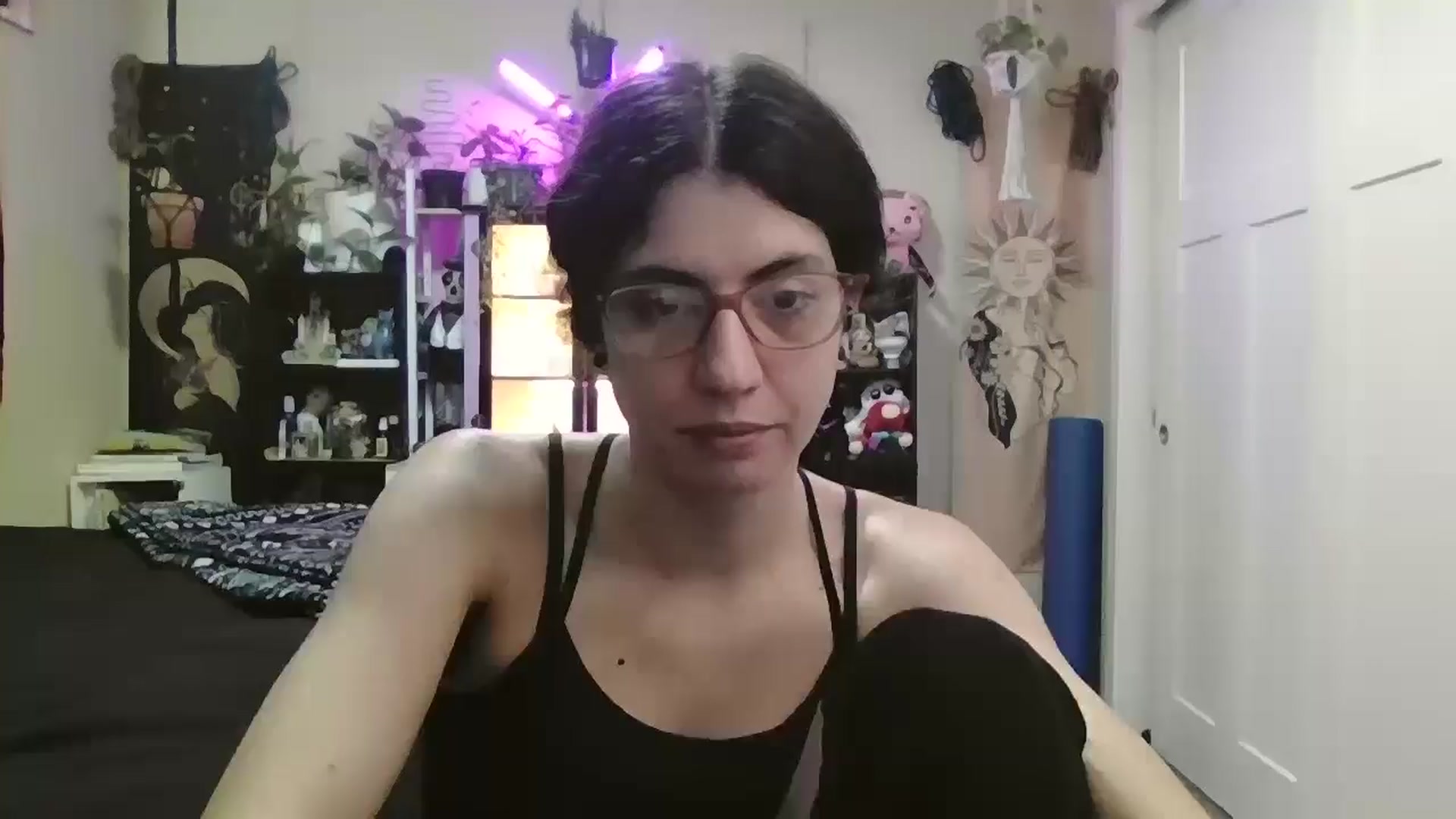 Gallery image thumbnail from ToniTime's myfreecams stream on, 04/30/2026, 19:39 image 19 of 20