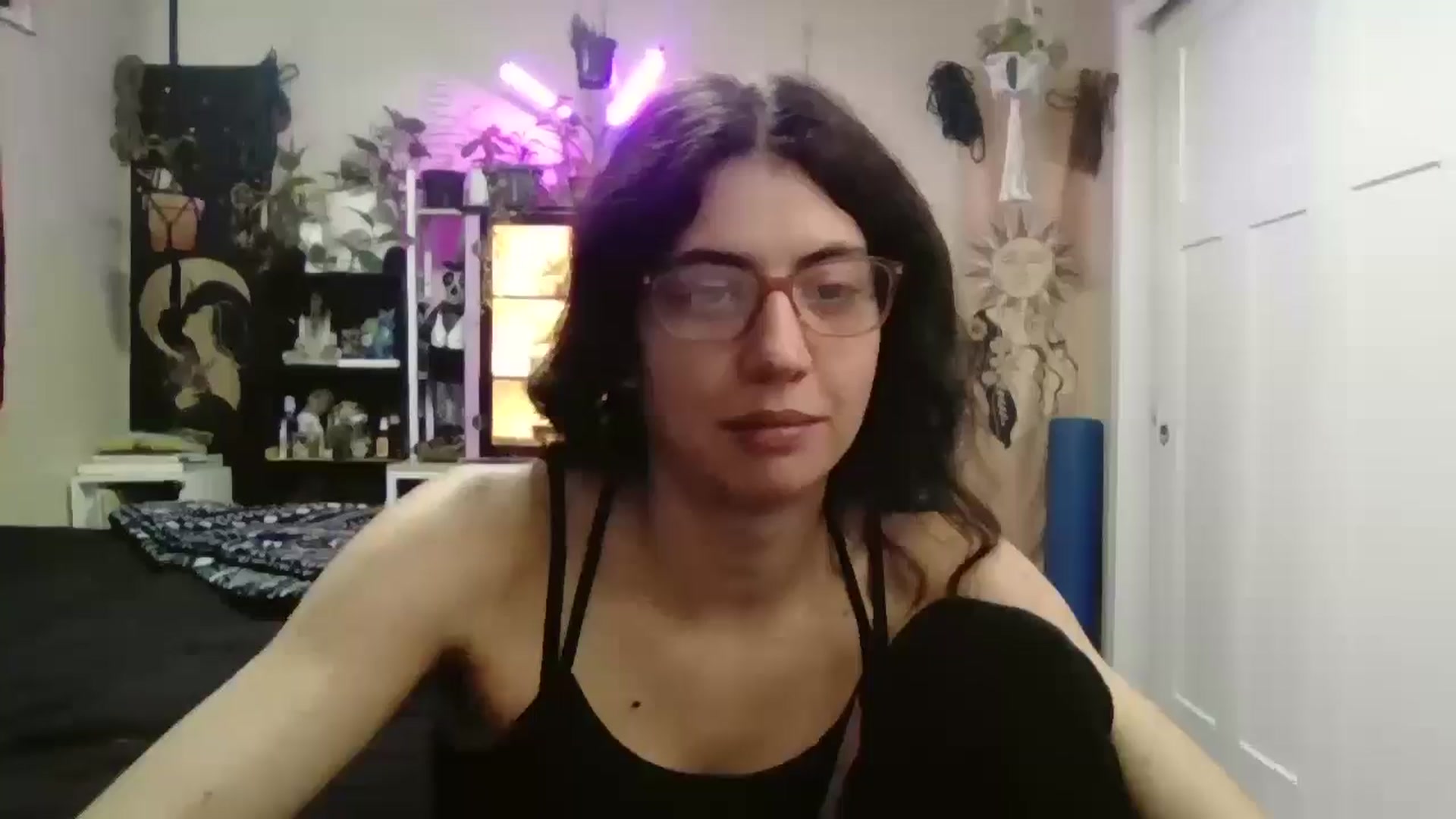 Gallery image thumbnail from ToniTime's myfreecams stream on, 04/30/2026, 19:39 image 13 of 20